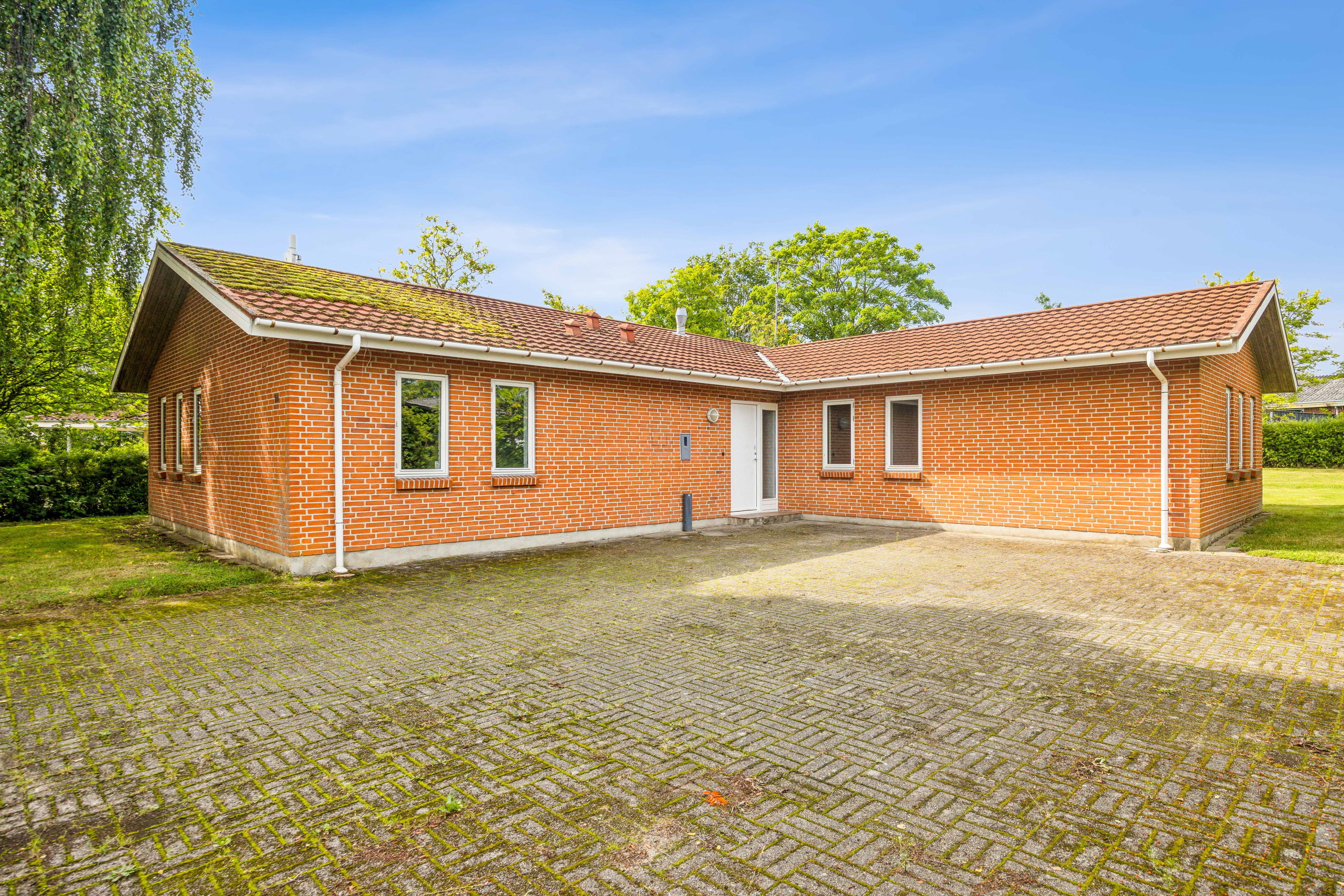 Fremhævet ejendommen billede i fuldskærmstilstand. Billede af Jernbanegade 16, 9610 Nørager