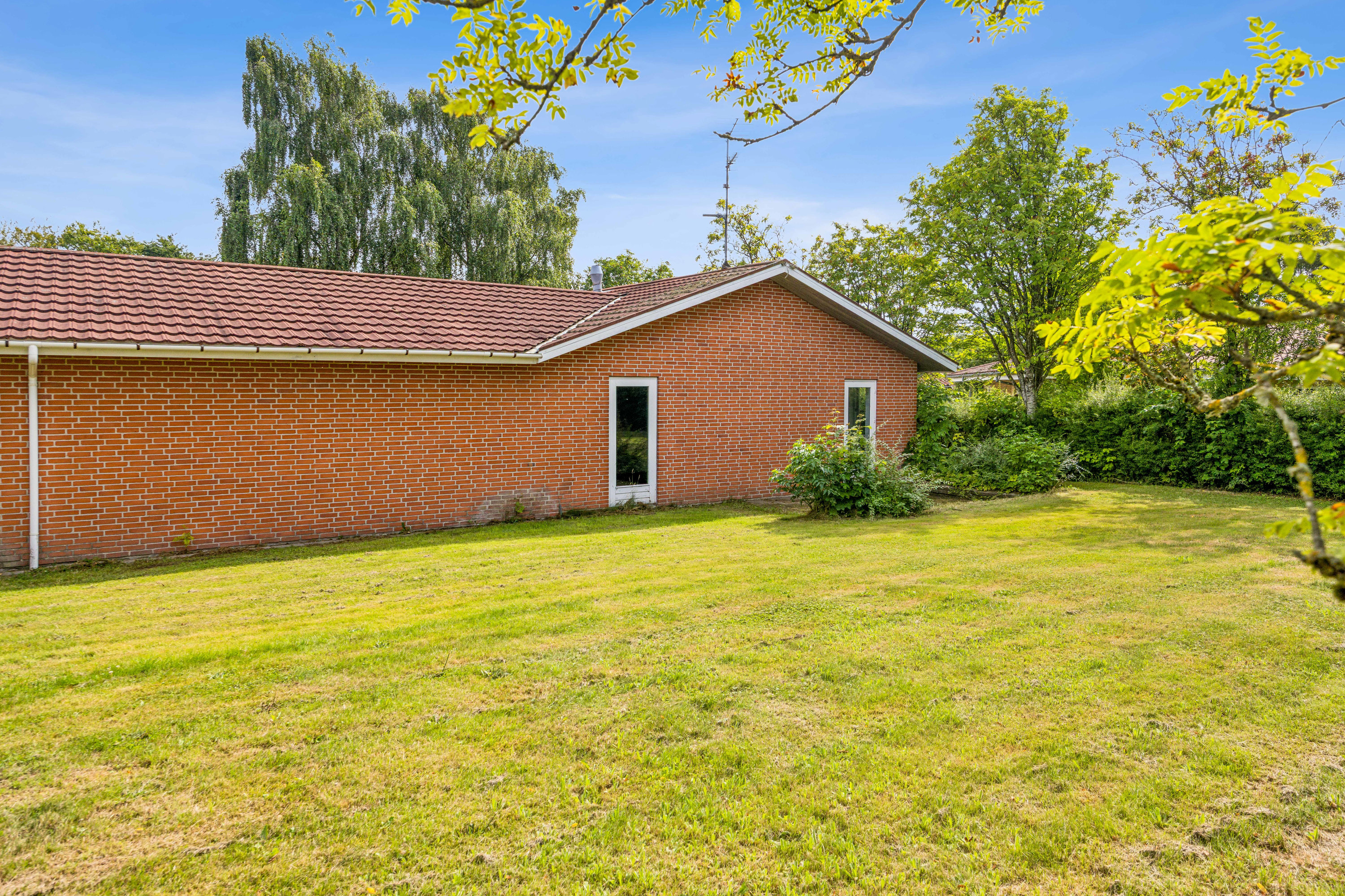 Fremhævet ejendommen billede i fuldskærmstilstand. Billede af Jernbanegade 16, 9610 Nørager