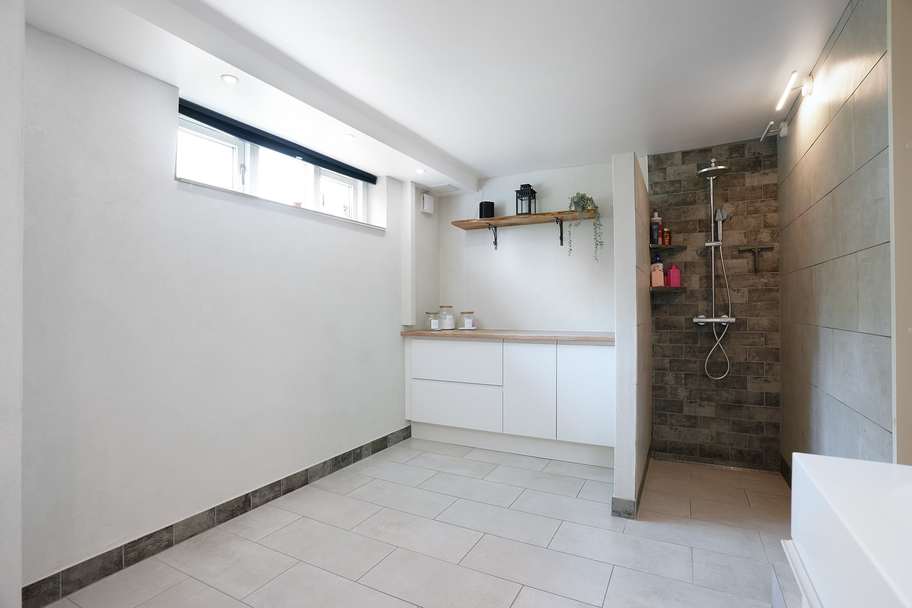 Fremhævet badeværelse billede i fuldskærmstilstand. Billede af Buddinge Hovedgade 181, 2860 Søborg