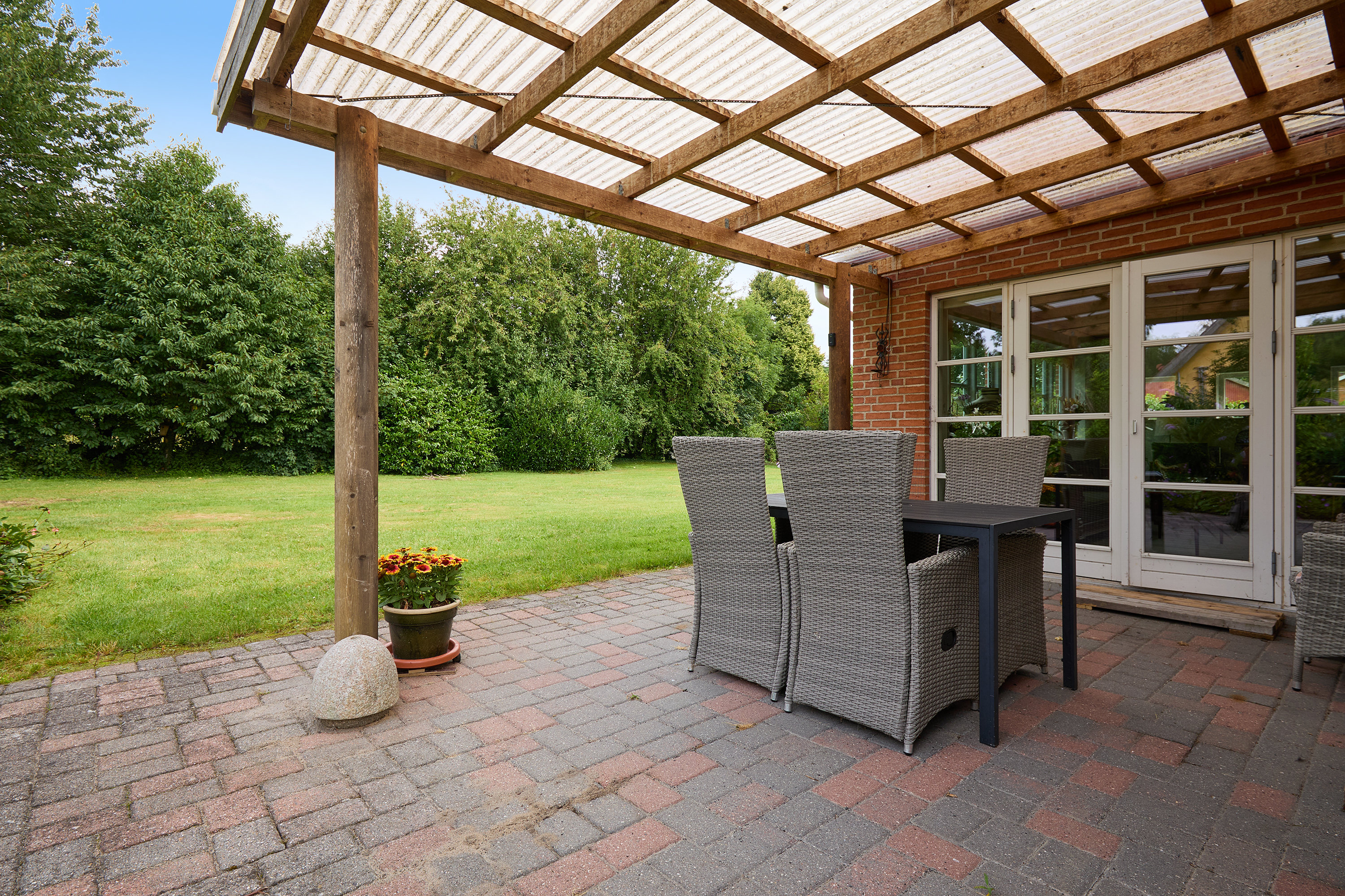 Fremhævet terrasse billede i fuldskærmstilstand. Billede af Bygaden 16B, Lille Rørbæk, 3600 Frederikssund