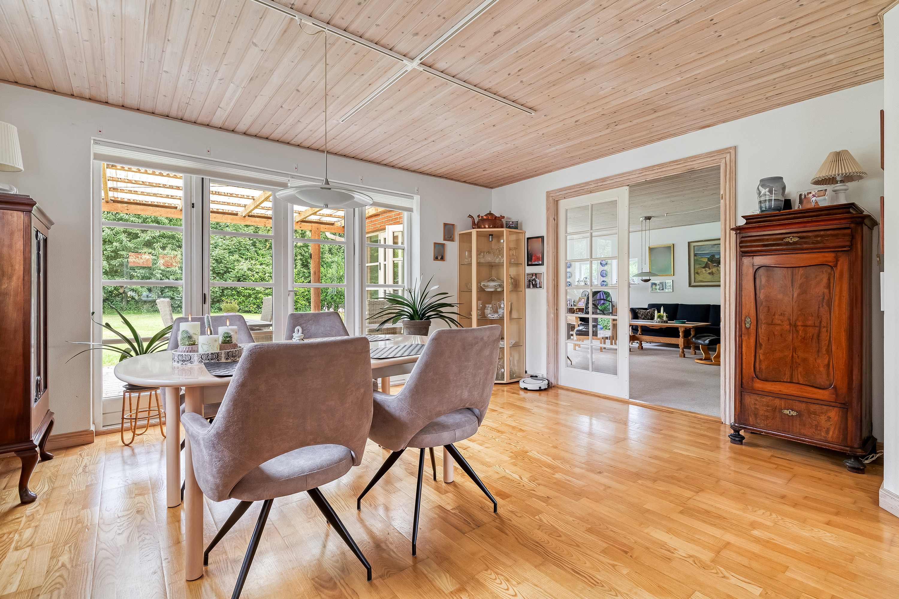 Fremhævet køkken/alrum billede i fuldskærmstilstand. Billede af Bygaden 16B, Lille Rørbæk, 3600 Frederikssund