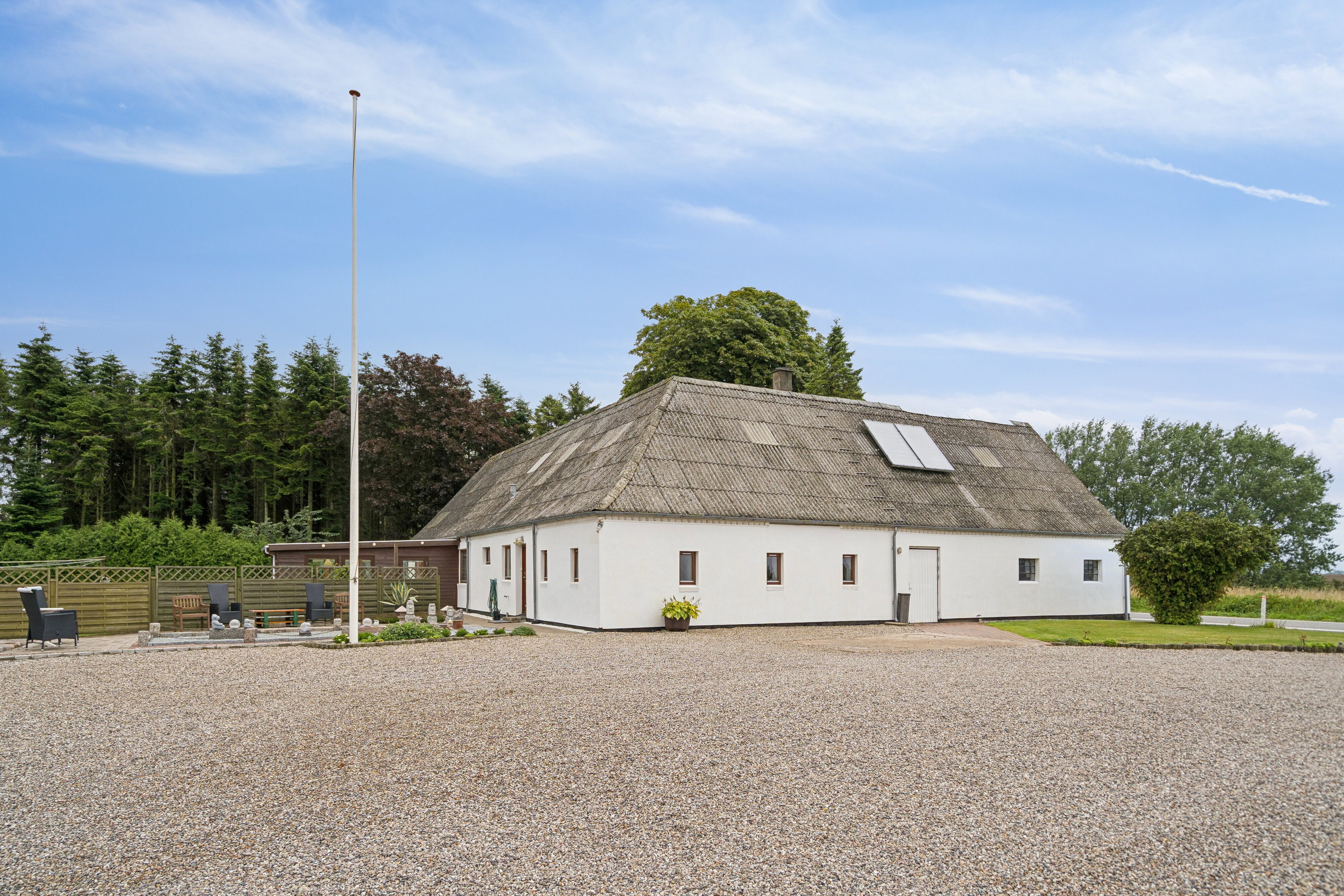 Miniaturebillede 1: set fra haven. Billede af Nyborgvej 33, Refsvindinge, 5853 Ørbæk