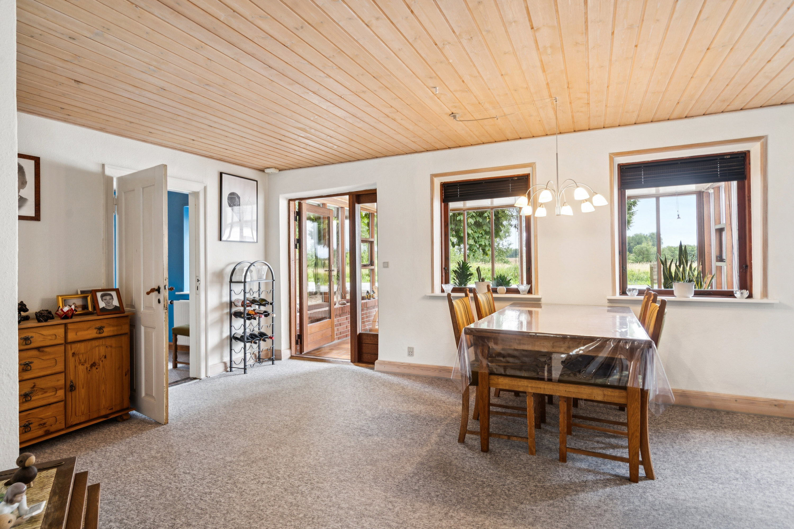 Fremhævet spisestue billede i fuldskærmstilstand. Billede af Nyborgvej 33, Refsvindinge, 5853 Ørbæk