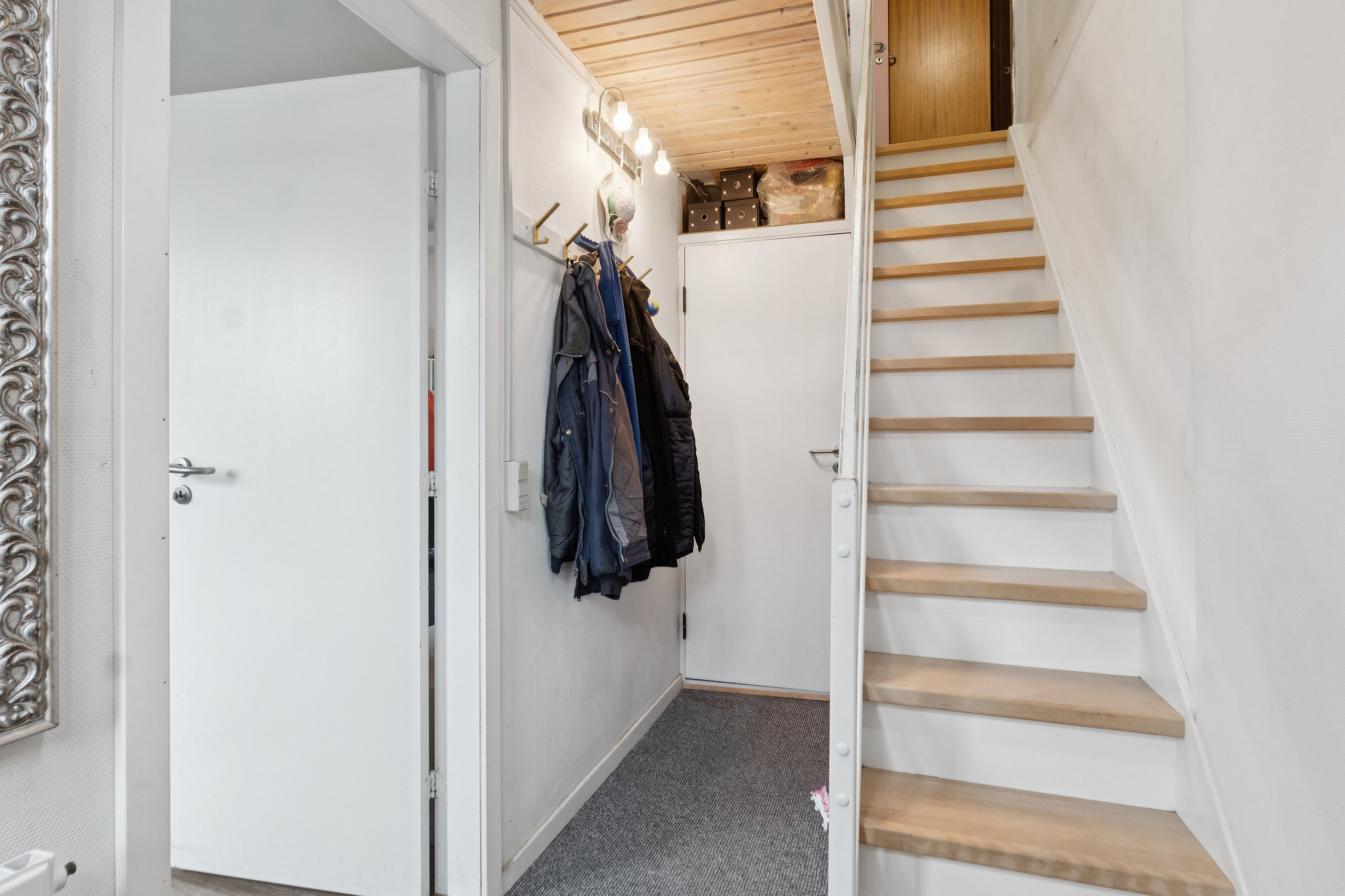 Fremhævet gang billede i fuldskærmstilstand. Billede af Bogensevej 368, Næsbyhoved-Broby, 5270 Odense N