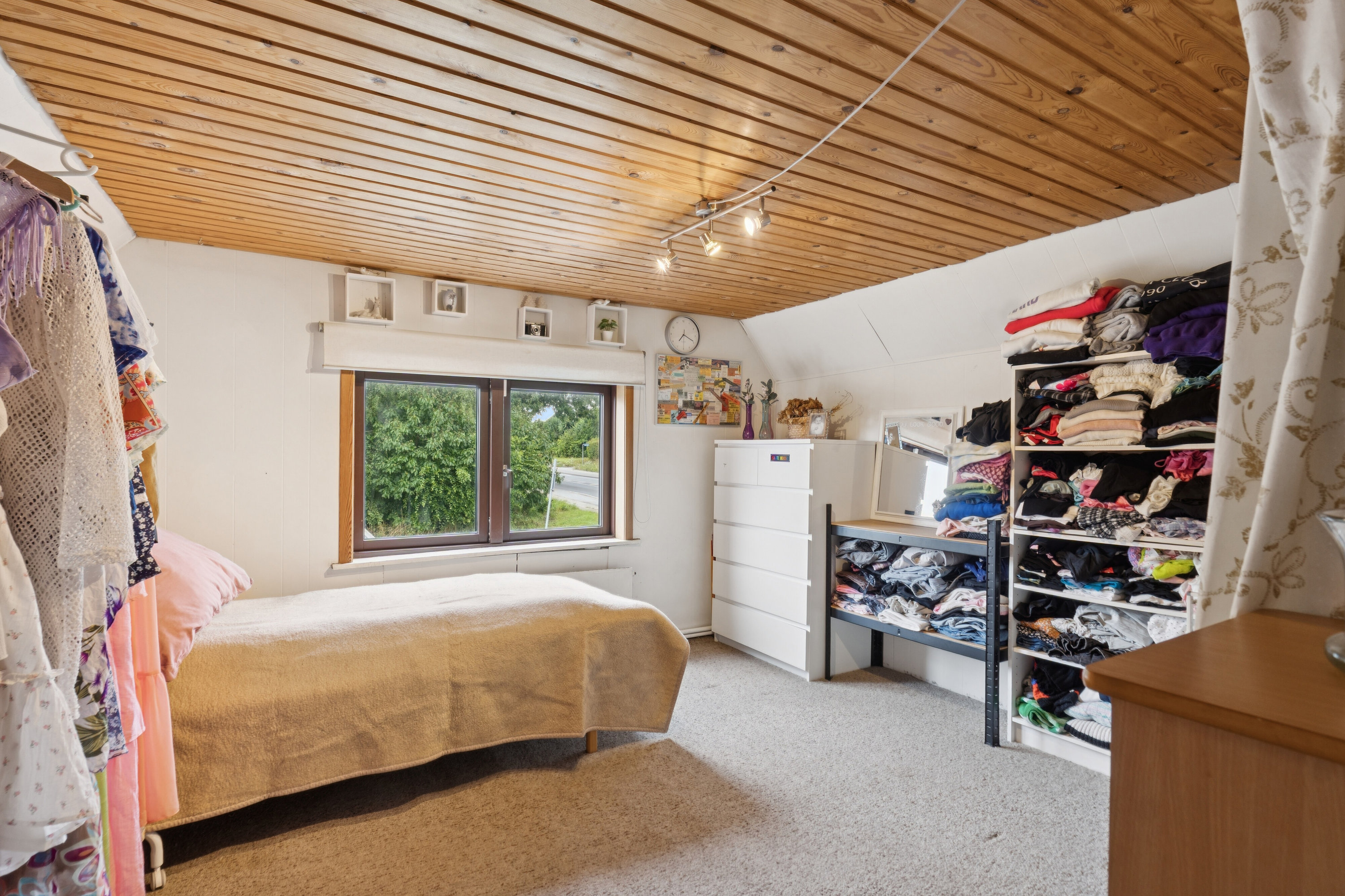 Fremhævet soveværelse billede i fuldskærmstilstand. Billede af Bogensevej 368, Næsbyhoved-Broby, 5270 Odense N