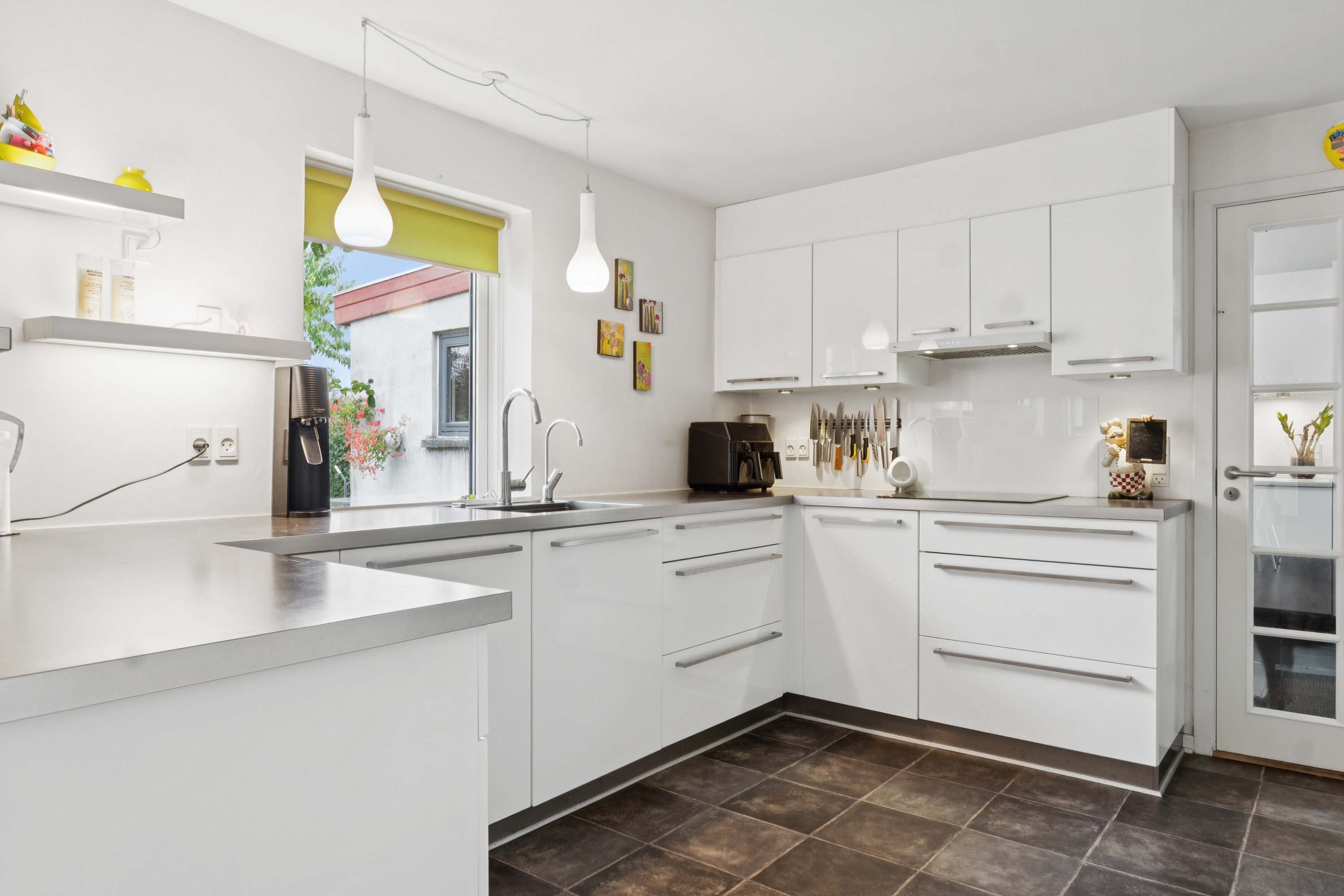 Fremhævet køkken billede i fuldskærmstilstand. Billede af Bogensevej 368, Næsbyhoved-Broby, 5270 Odense N