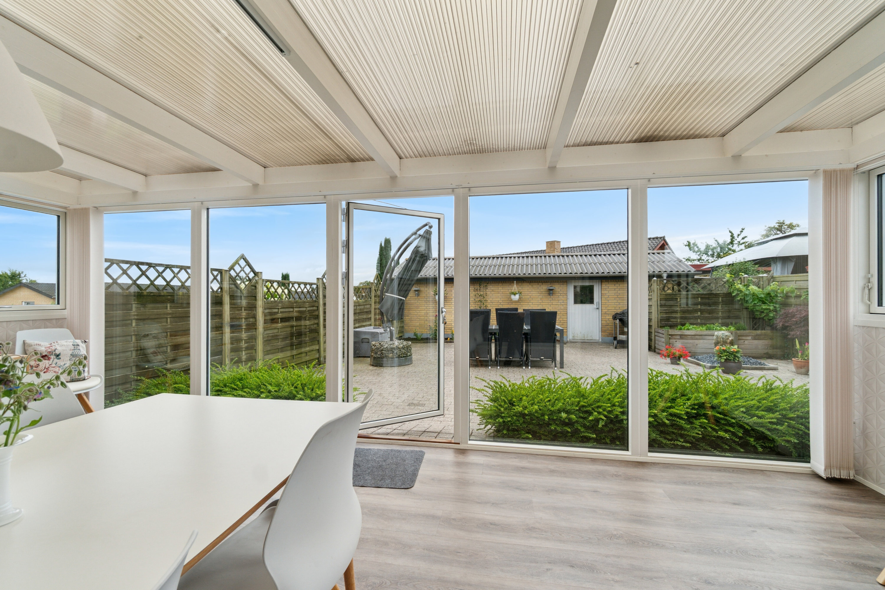 Fremhævet indendørs billede i fuldskærmstilstand. Billede af Anemonevej 11, 8722 Hedensted