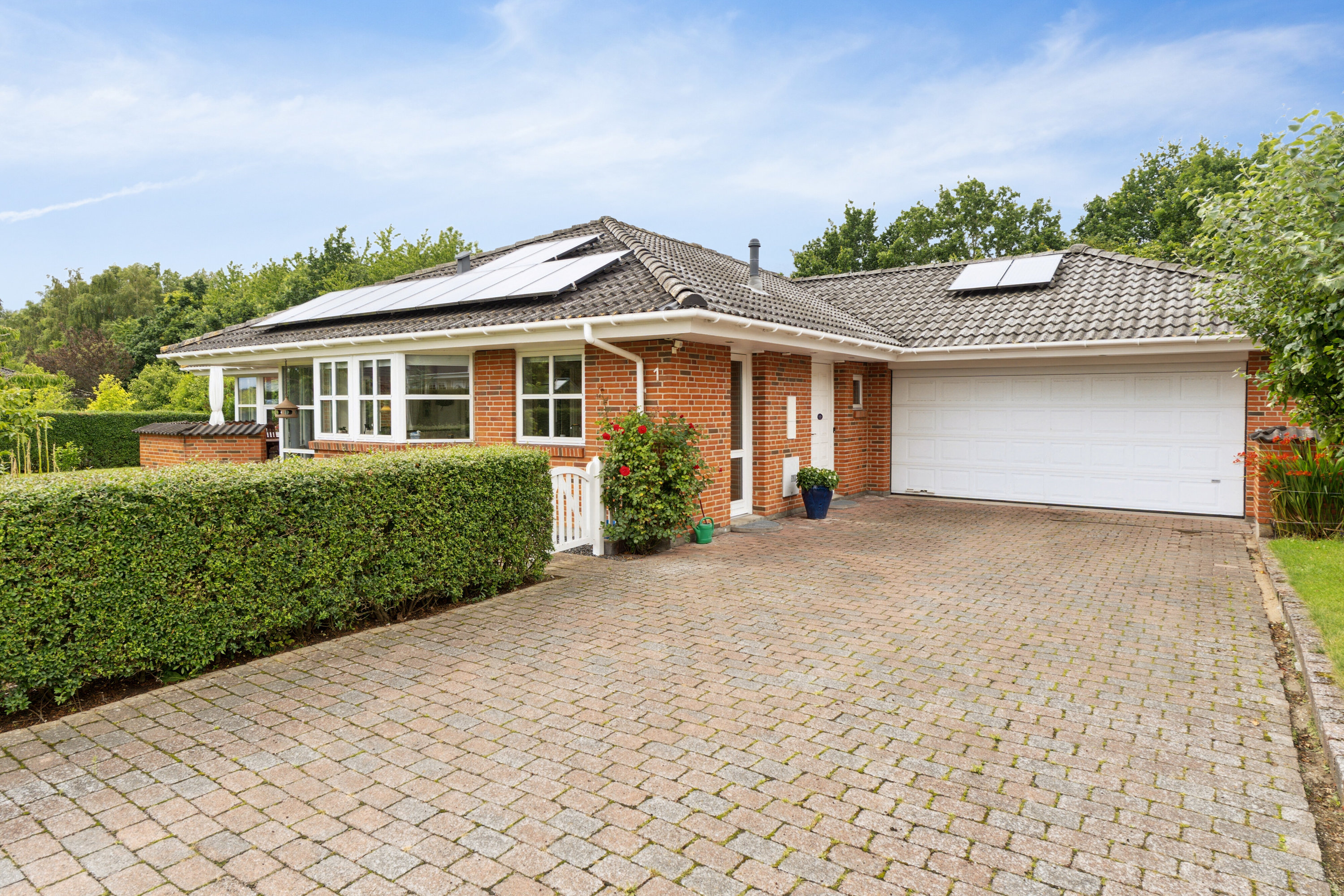 Fremhævet set fra vejen billede i fuldskærmstilstand. Billede af Carl Nielsens Vej 1, 4700 Næstved