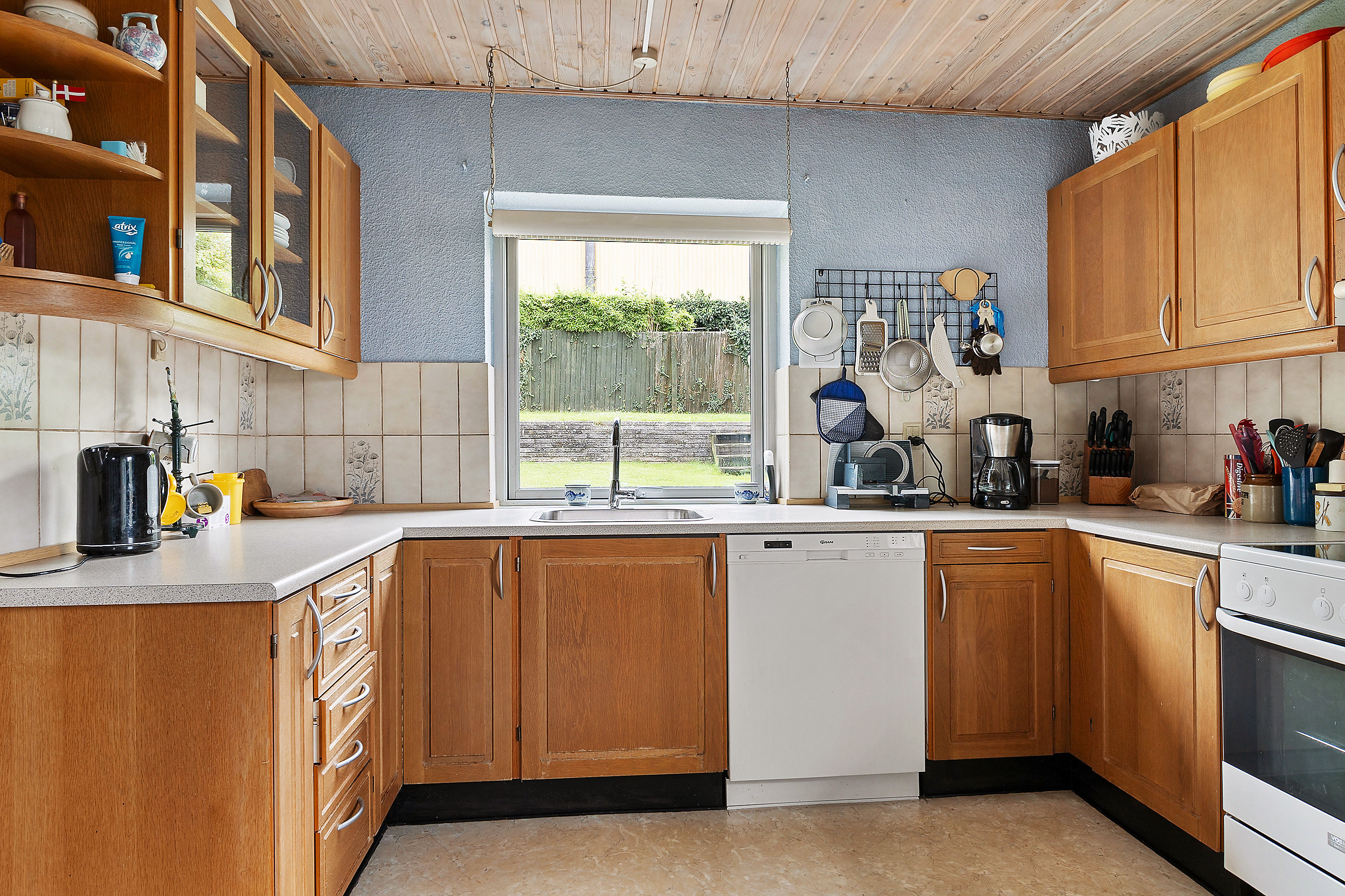 Fremhævet køkken billede i fuldskærmstilstand. Billede af Moltrupvej 32, 6100 Haderslev