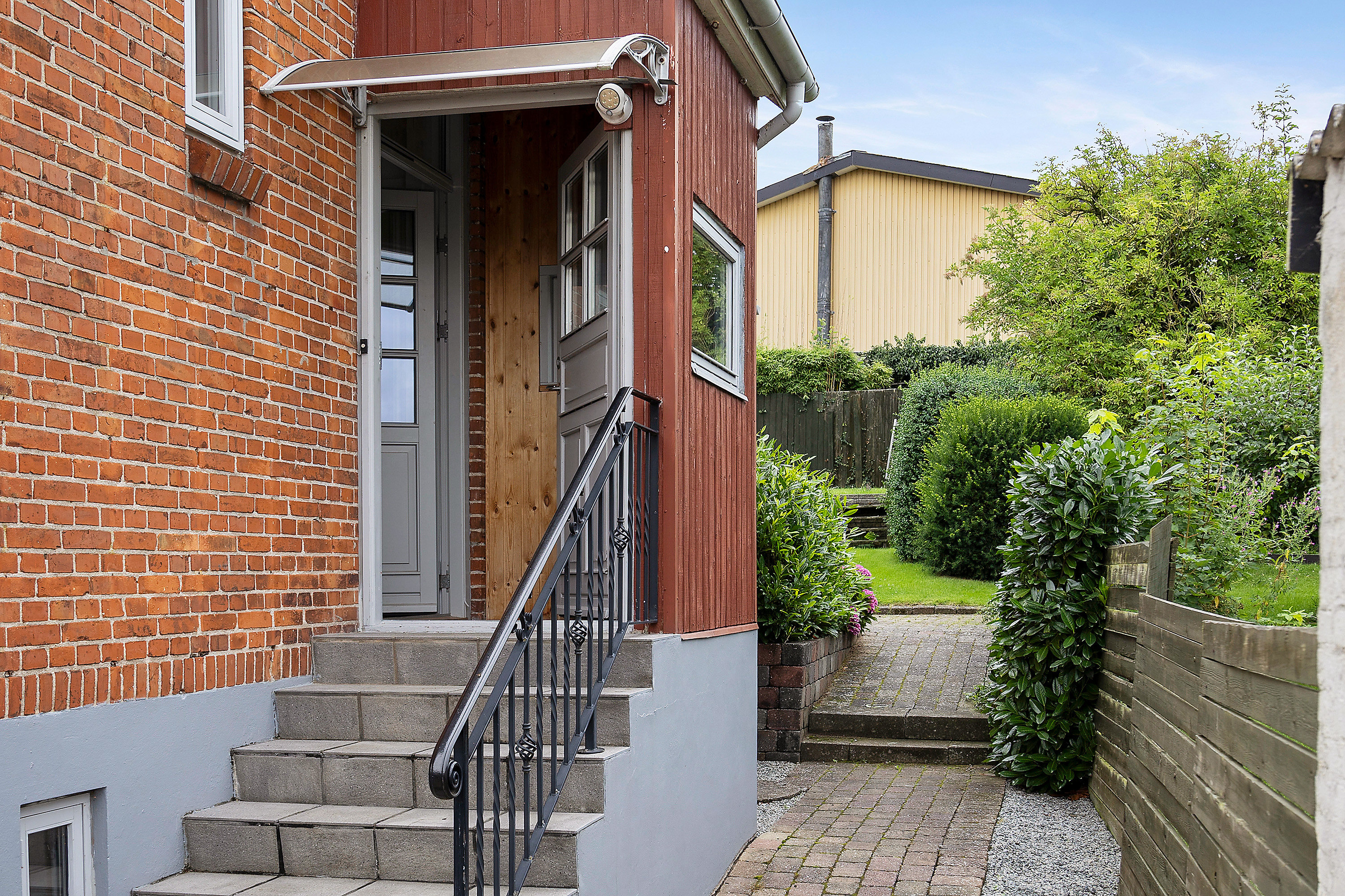 Fremhævet entré billede i fuldskærmstilstand. Billede af Moltrupvej 32, 6100 Haderslev