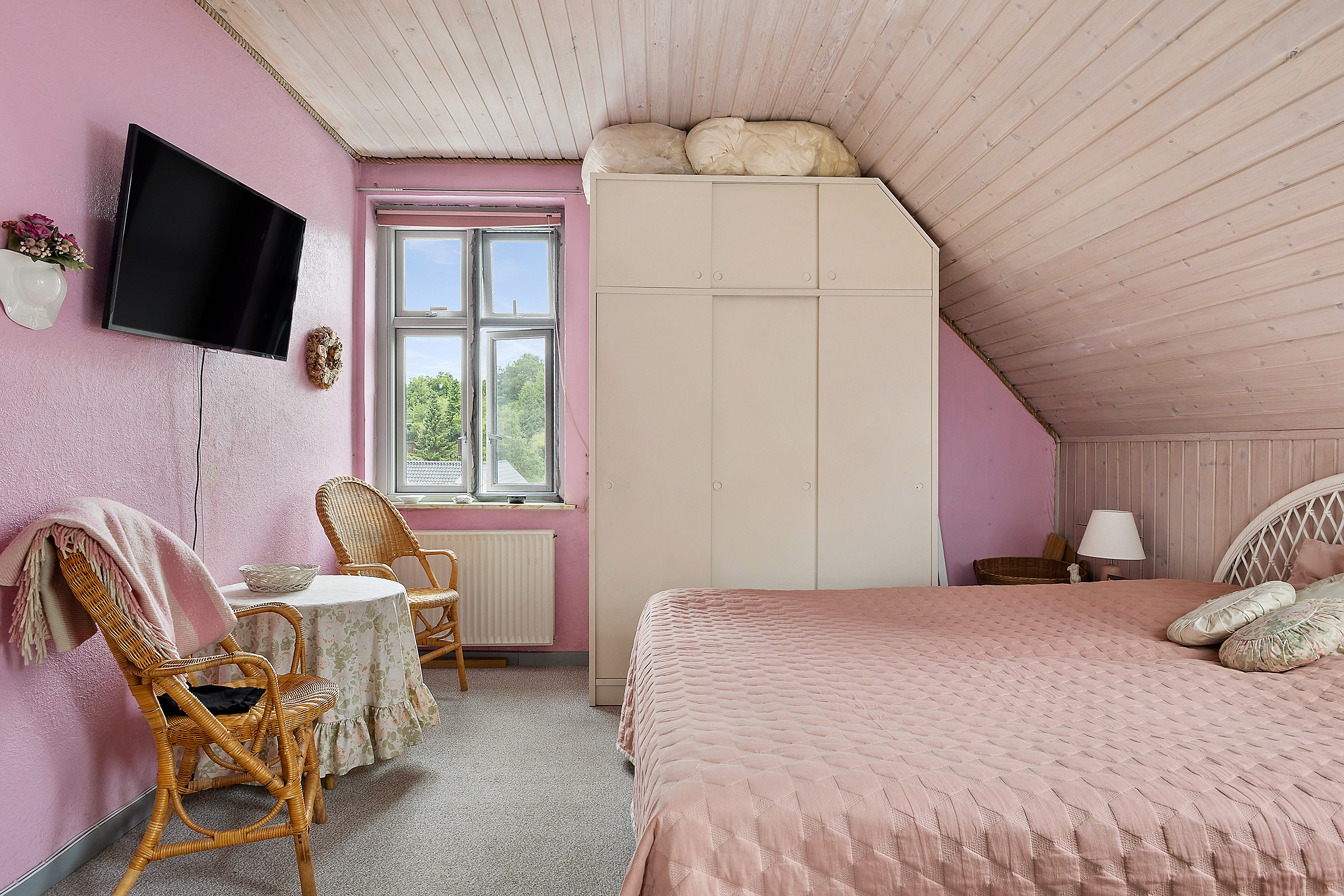 Fremhævet soveværelse billede i fuldskærmstilstand. Billede af Moltrupvej 32, 6100 Haderslev