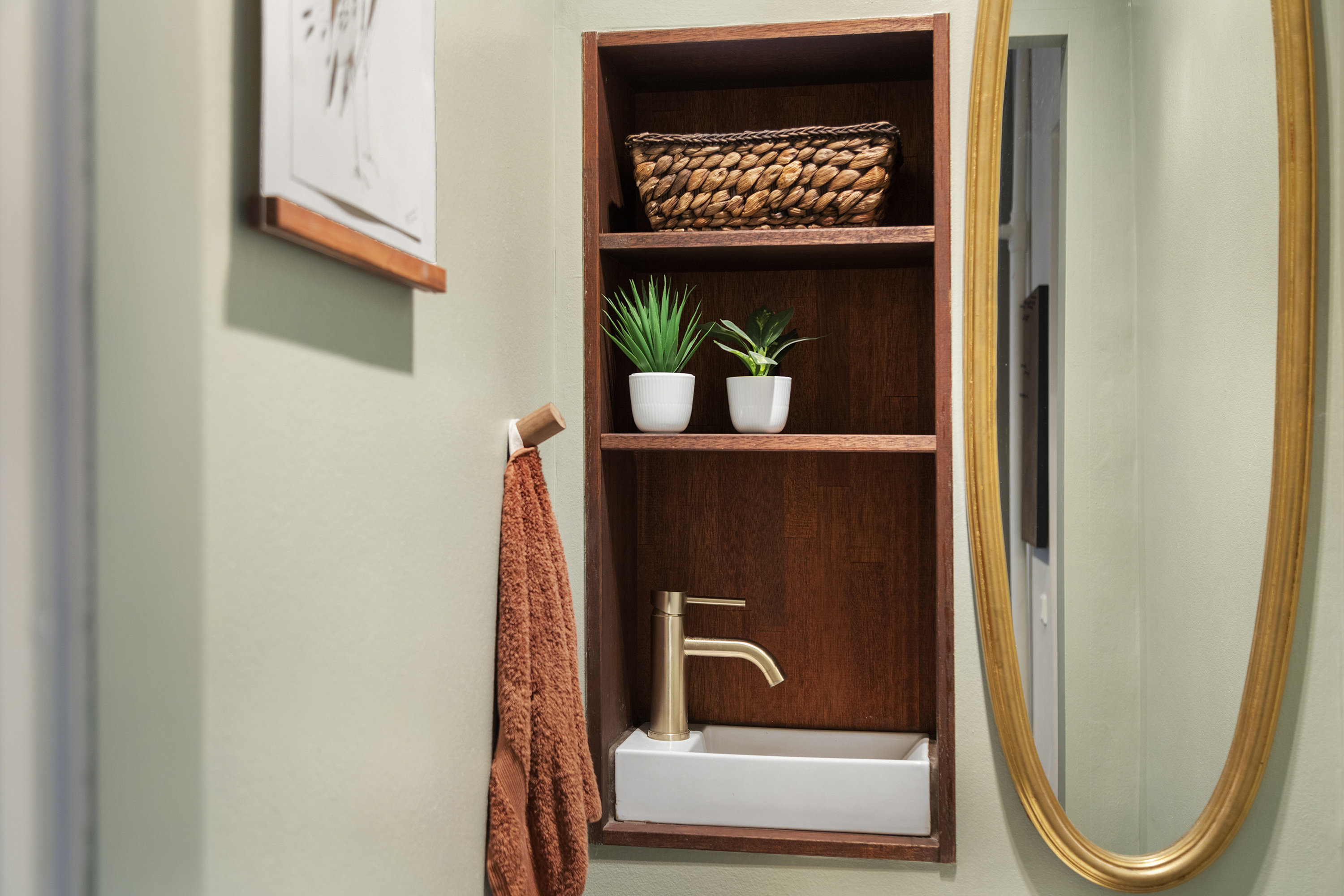 Fremhævet badeværelse billede i fuldskærmstilstand. Billede af Østerbro 48, st.. tv., 9000 Aalborg