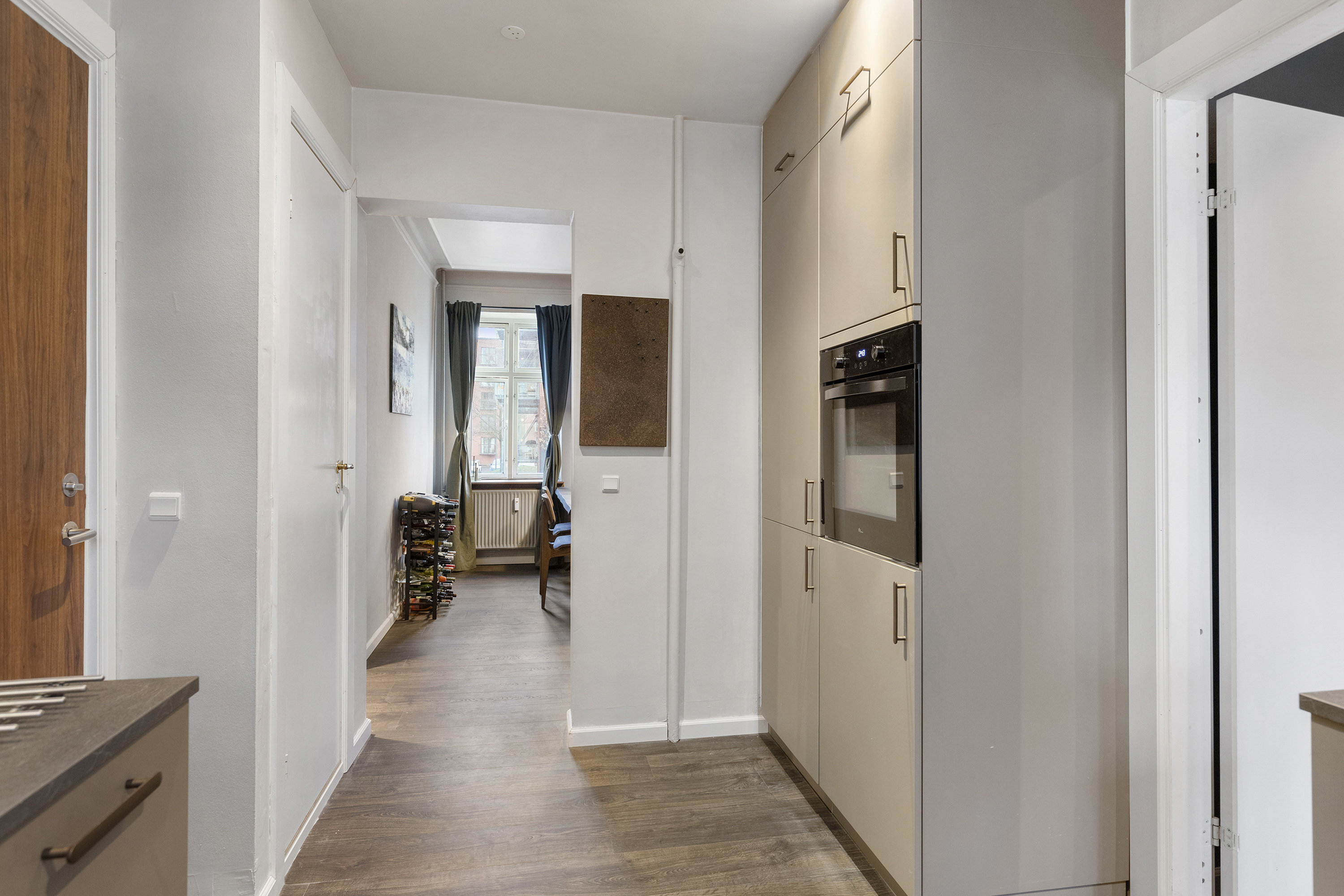 Fremhævet køkken billede i fuldskærmstilstand. Billede af Østerbro 48, st.. tv., 9000 Aalborg