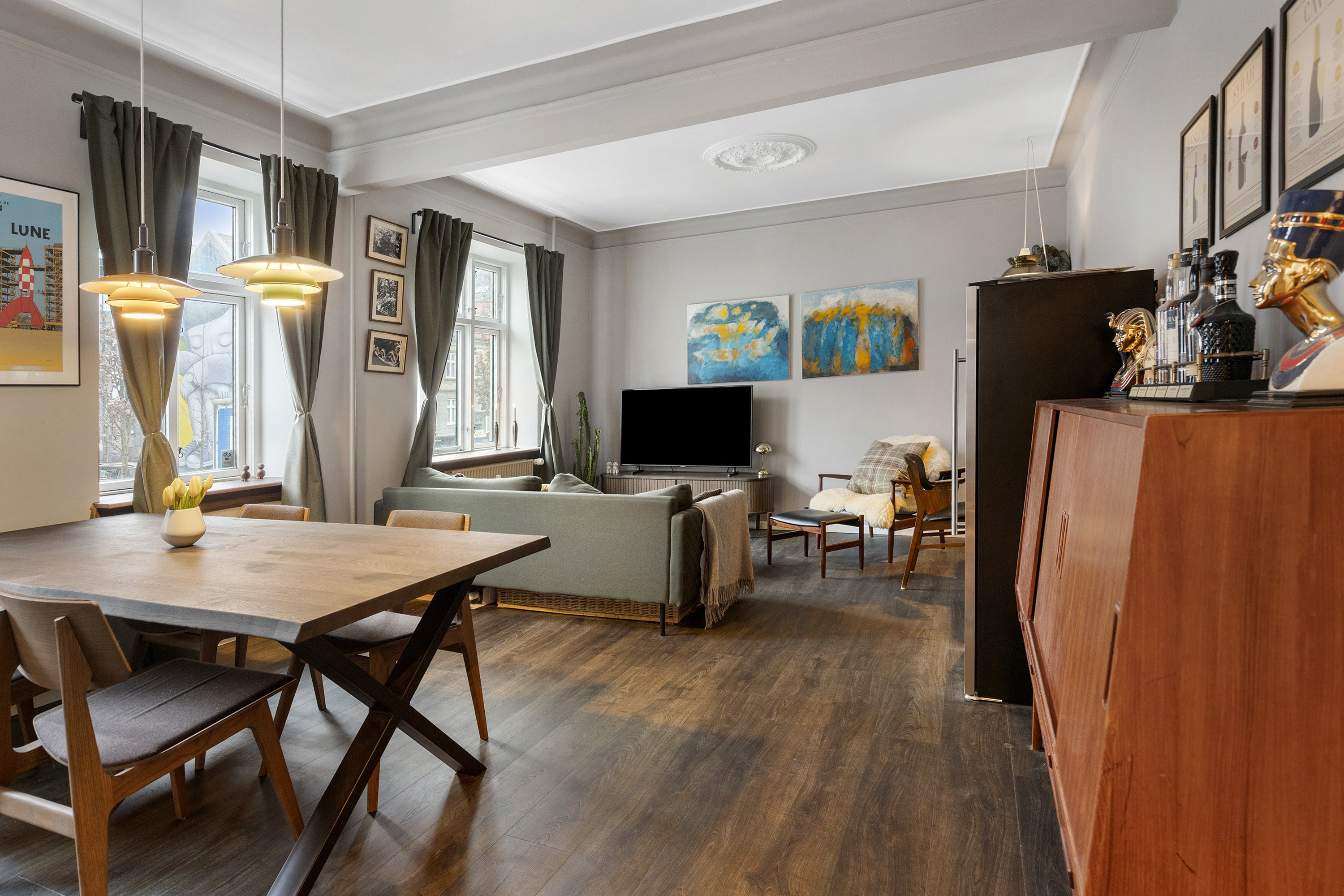 Fremhævet stue billede i fuldskærmstilstand. Billede af Østerbro 48, st.. tv., 9000 Aalborg