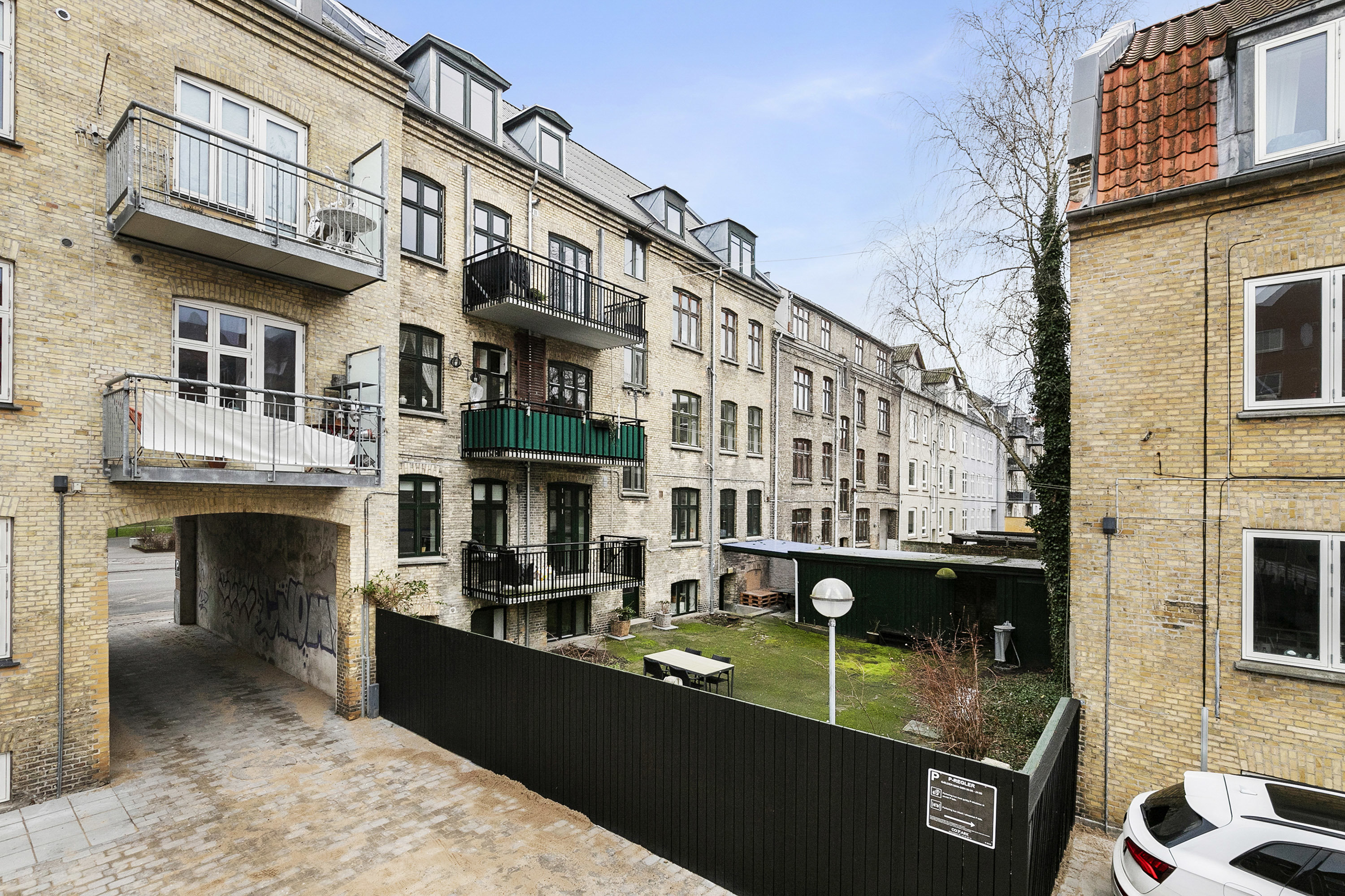 Fremhævet ejendommen billede i fuldskærmstilstand. Billede af Østerbro 48, st.. tv., 9000 Aalborg