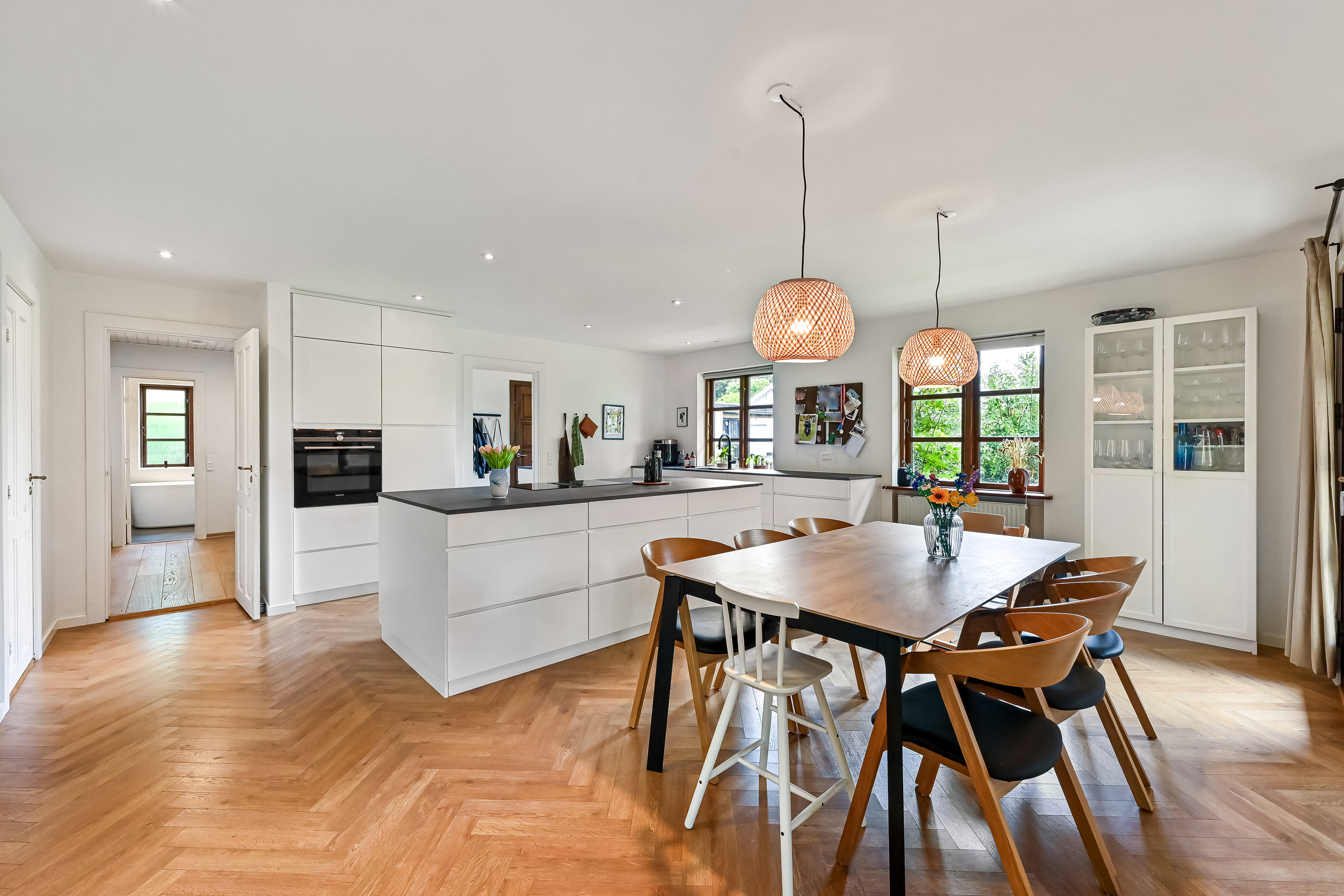 Fremhævet  billede i fuldskærmstilstand. Billede af Frilandsvej 9, Lind, 7400 Herning