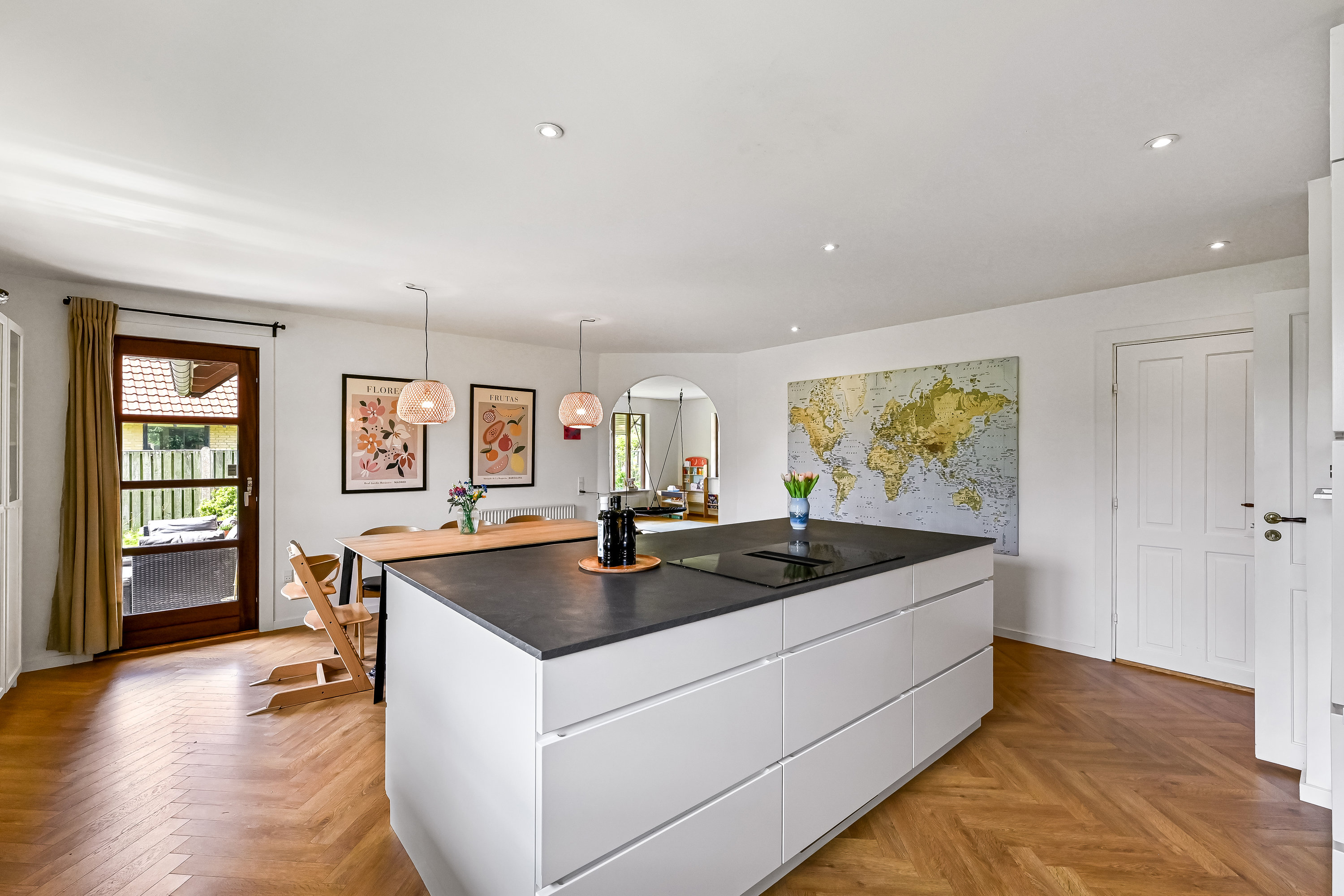 Fremhævet  billede i fuldskærmstilstand. Billede af Frilandsvej 9, Lind, 7400 Herning