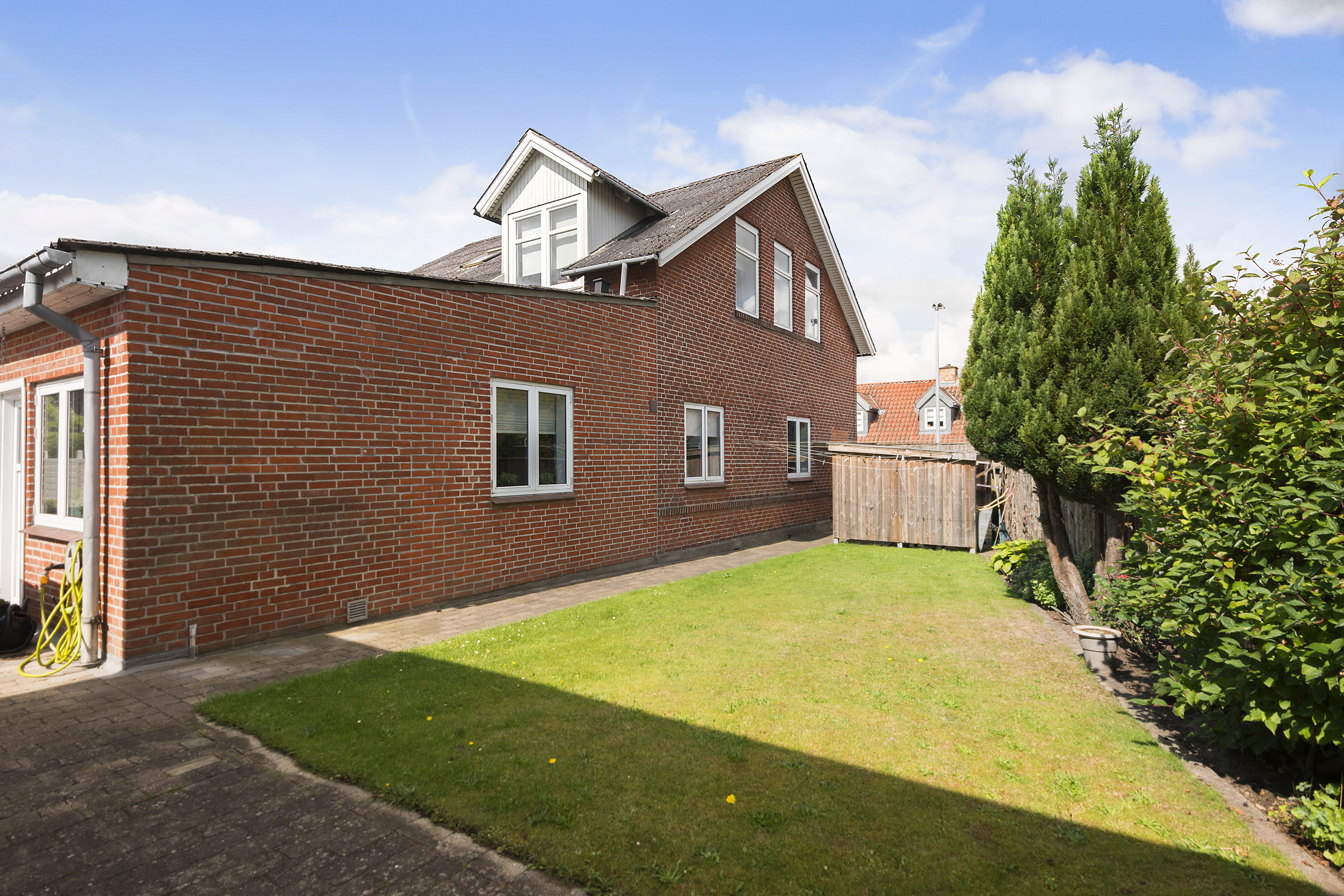 Fremhævet  billede i fuldskærmstilstand. Billede af Østergade 40, 8300 Odder