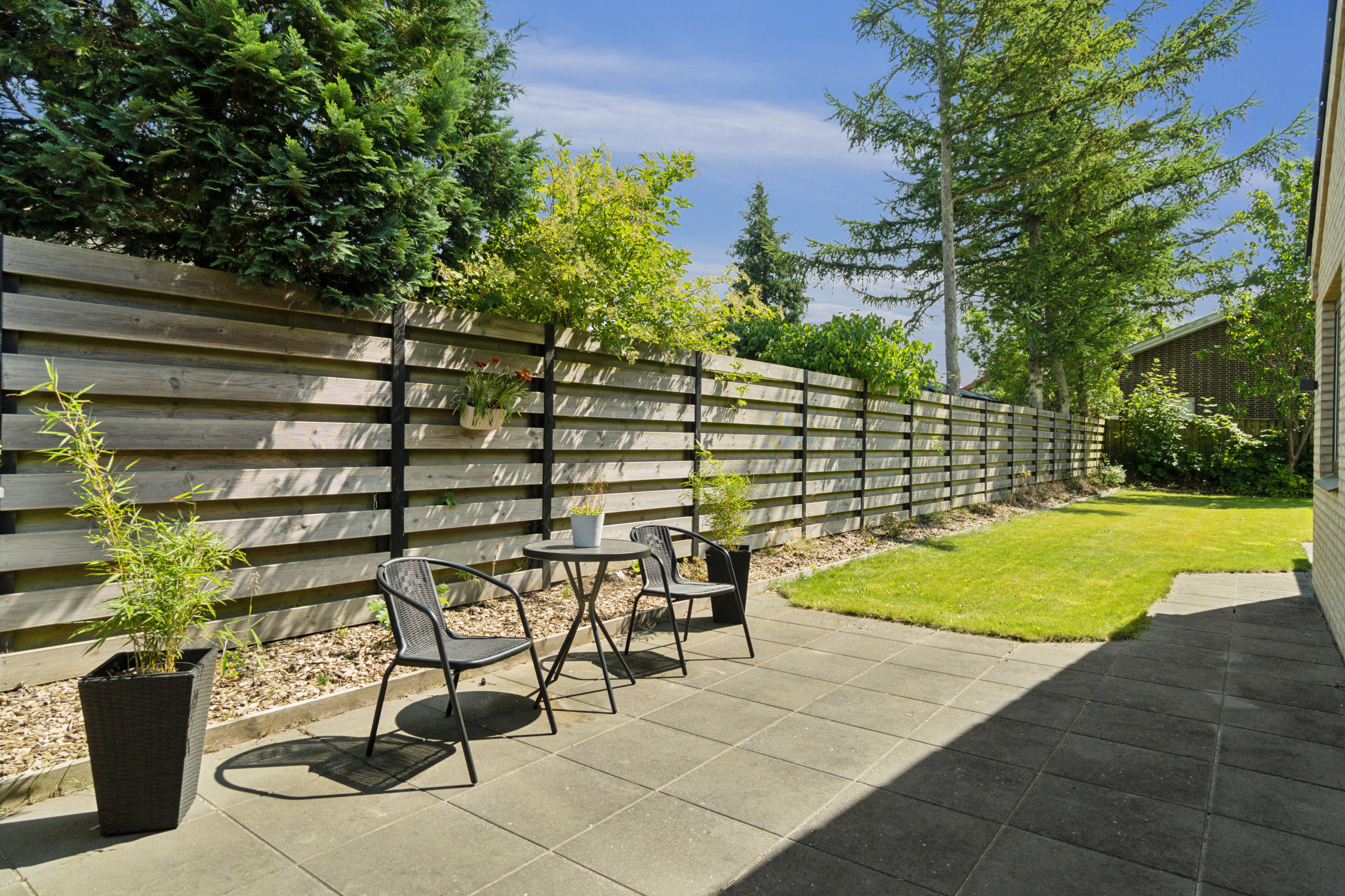 Fremhævet terrasse billede i fuldskærmstilstand. Billede af Bøgeskov Høvej 9G, 8260 Viby J