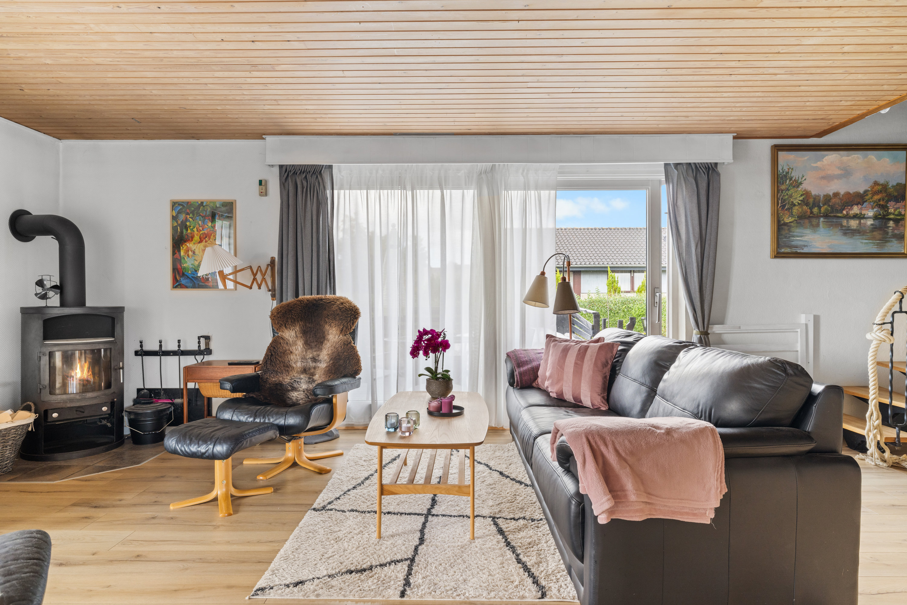 Fremhævet stue billede i fuldskærmstilstand. Billede af Urtehaven 15, Taulov, 7000 Fredericia