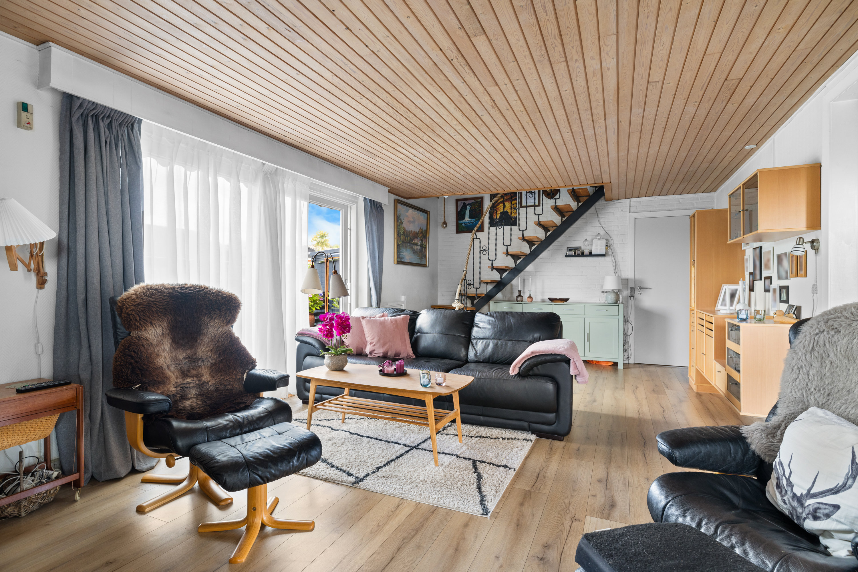 Fremhævet stue billede i fuldskærmstilstand. Billede af Urtehaven 15, Taulov, 7000 Fredericia