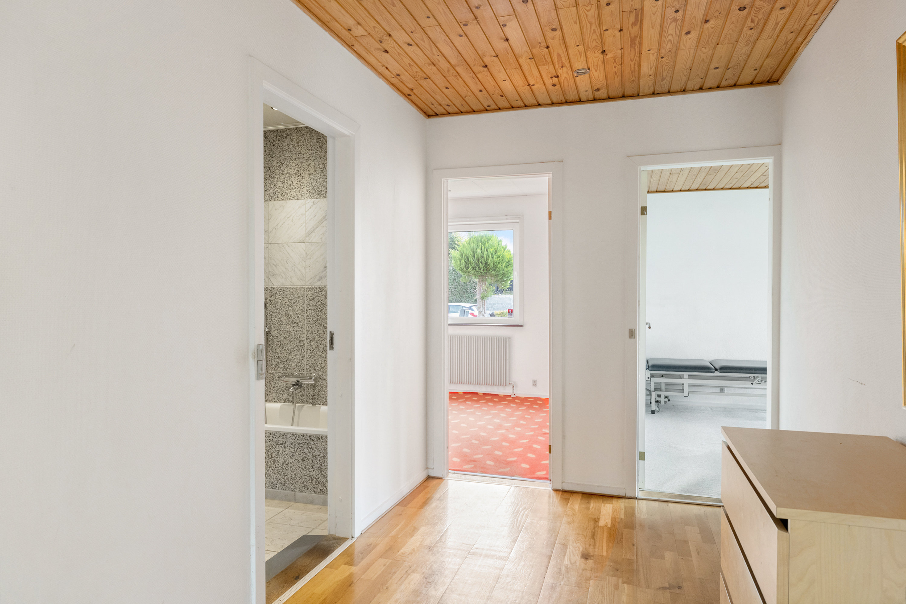 Fremhævet  billede i fuldskærmstilstand. Billede af Junivej 1, 8210 Aarhus V