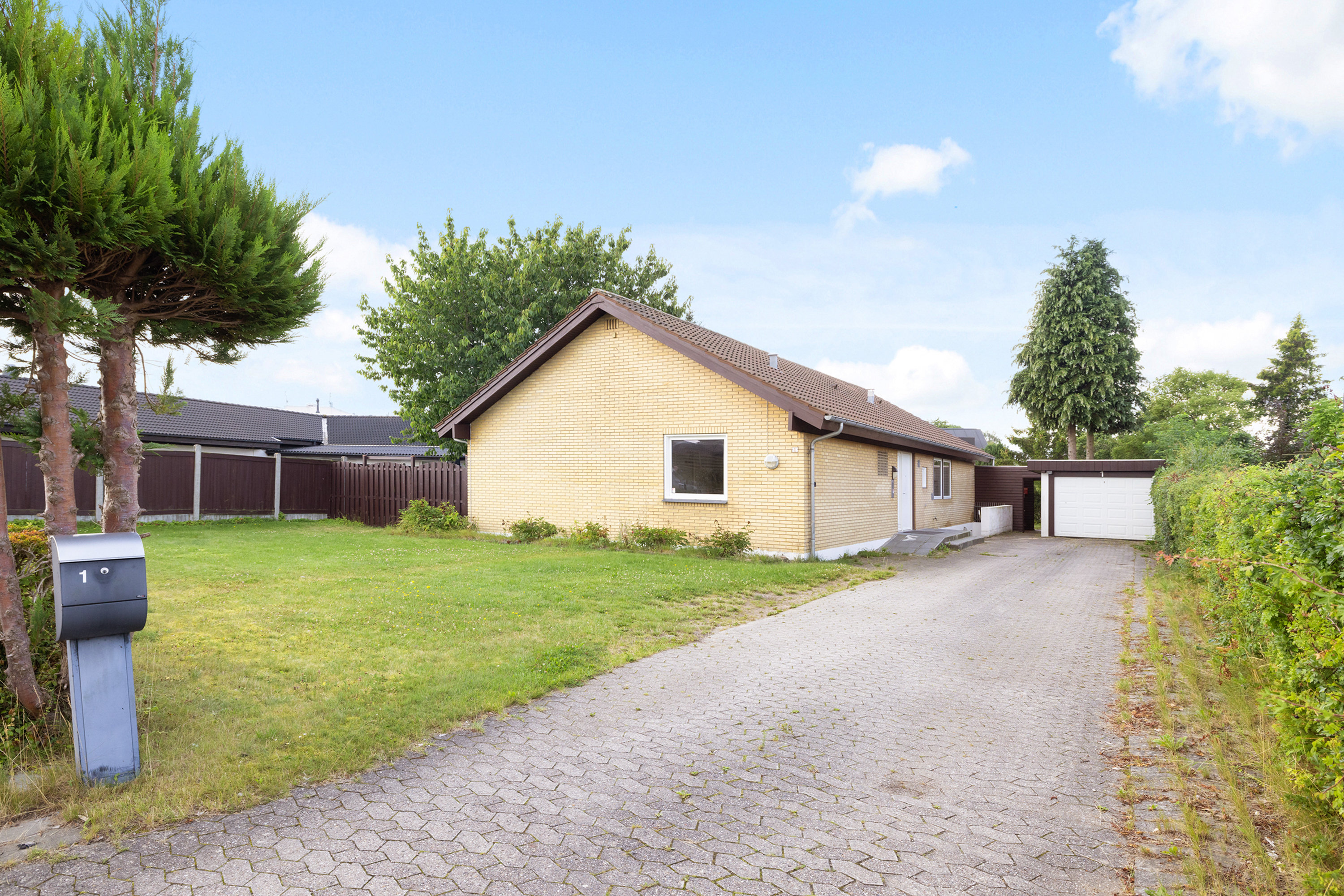 Fremhævet  billede i fuldskærmstilstand. Billede af Junivej 1, 8210 Aarhus V