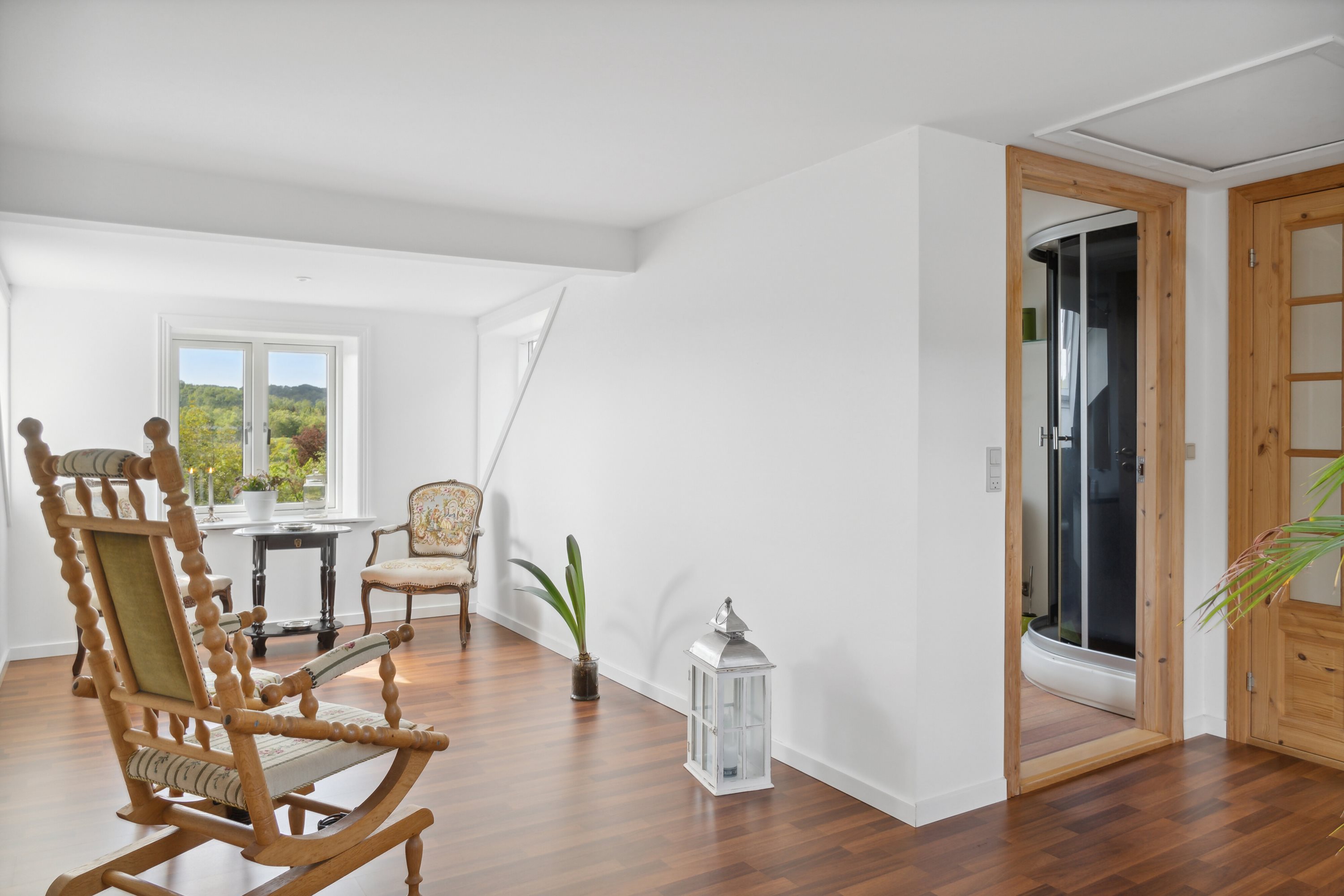 Fremhævet værelse billede i fuldskærmstilstand. Billede af Slotsvej 5, 8860 Ulstrup