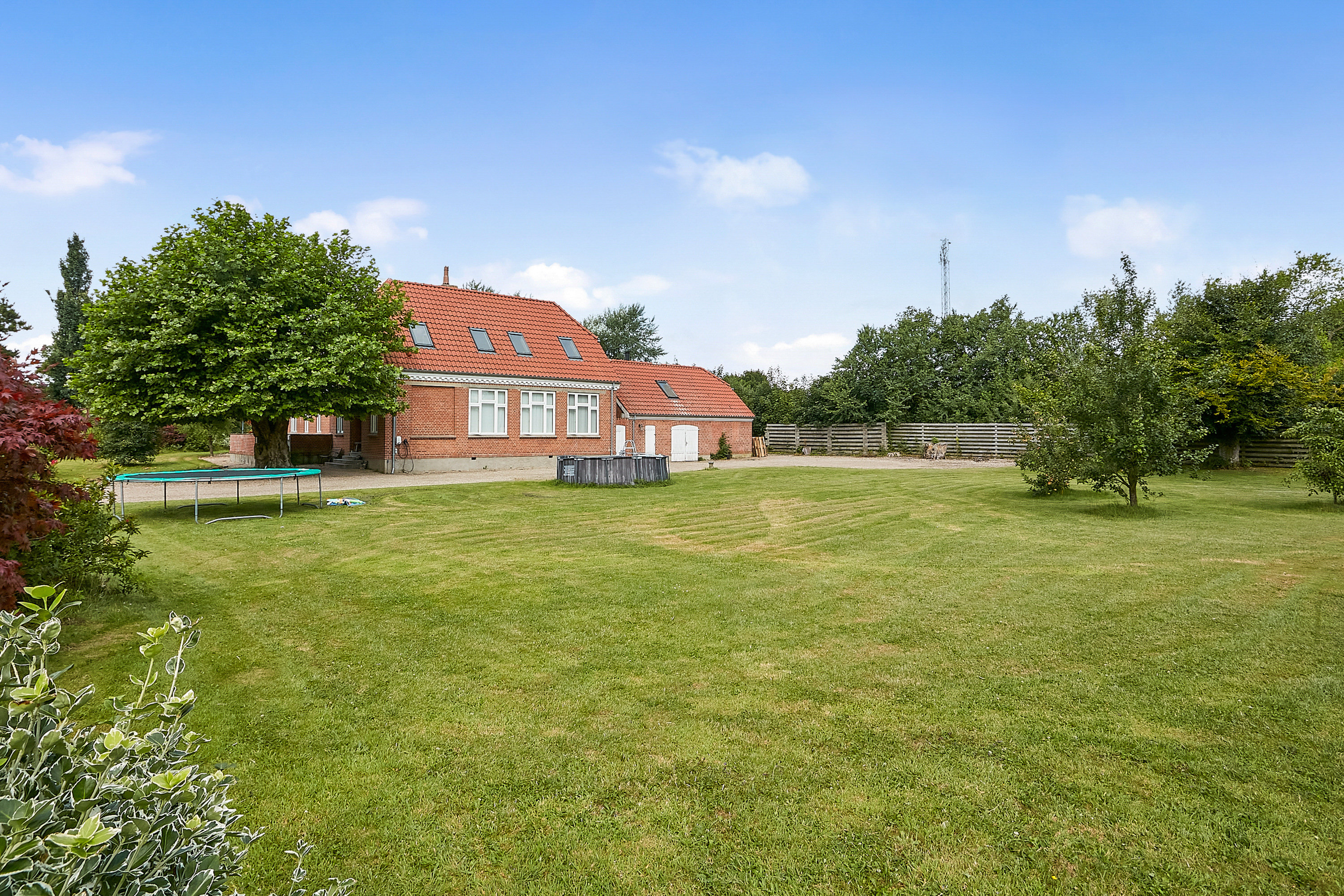 Fremhævet  billede i fuldskærmstilstand. Billede af Røntoftevej 1, 8700 Horsens