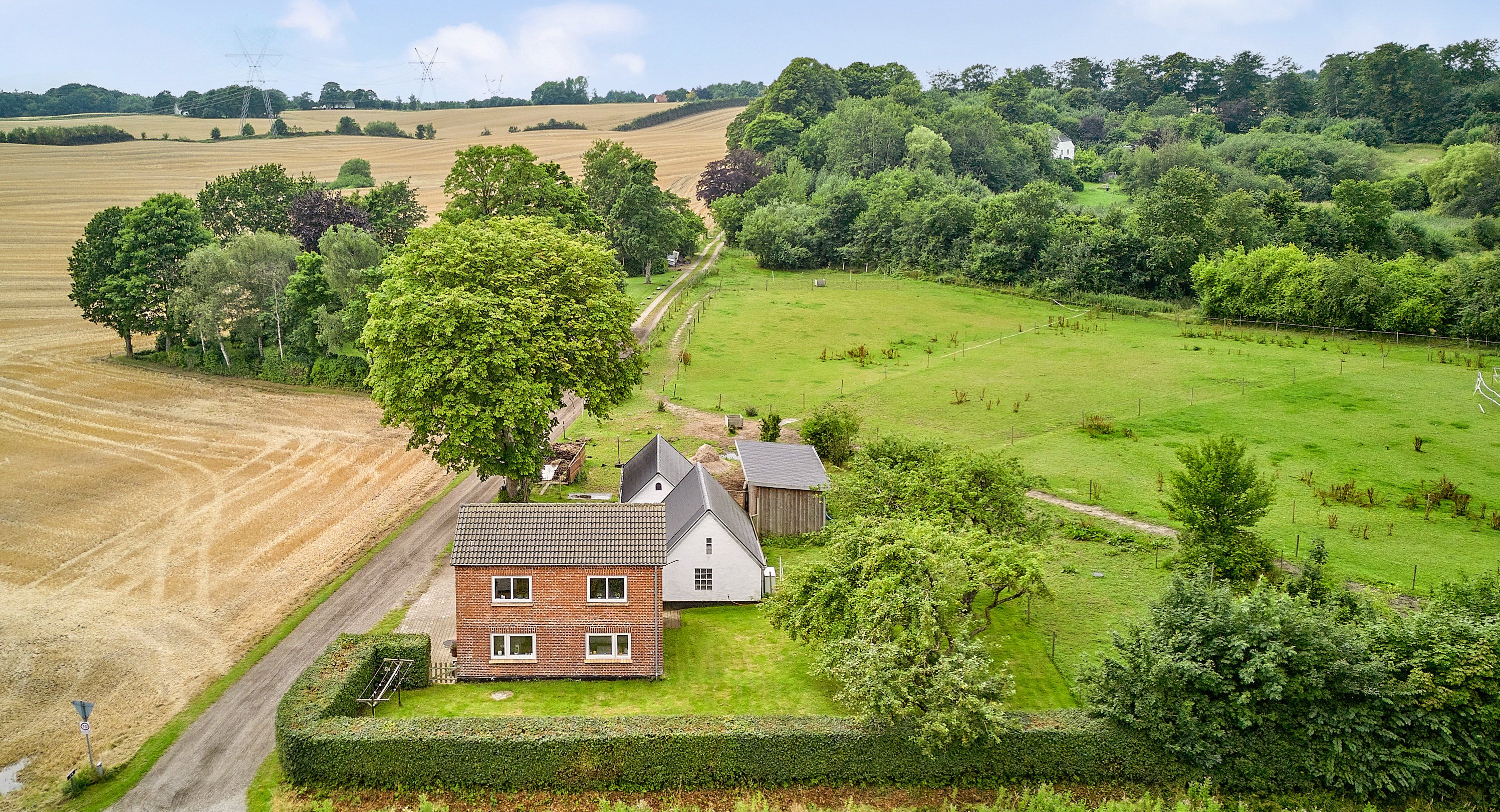 Miniaturebillede 1: . Billede af Vongevej 1, Brandbjerg, 7300 Jelling