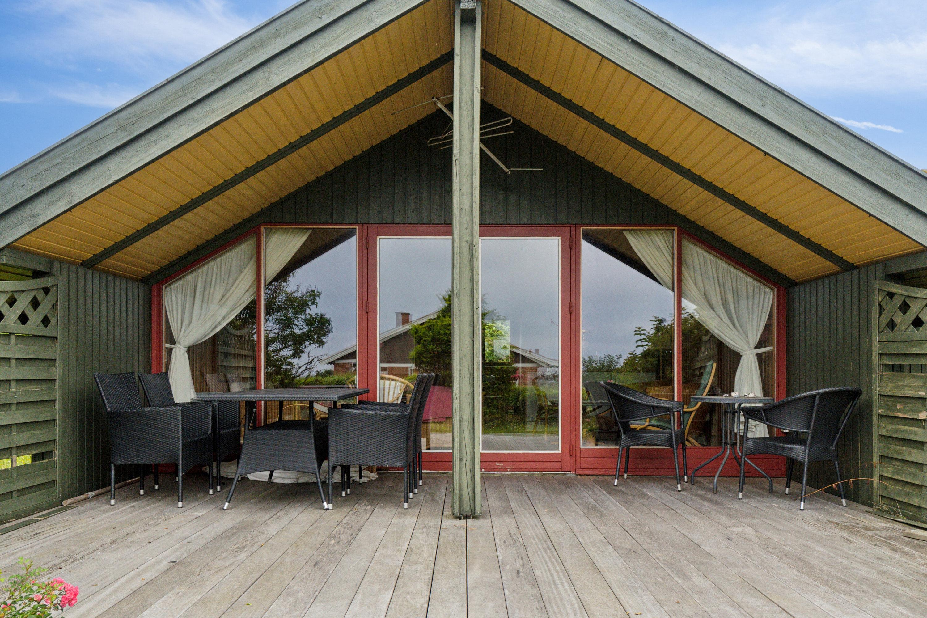 Fremhævet terrasse billede i fuldskærmstilstand. Billede af Mimersvej 18, Drøsselbjerg, 4200 Slagelse