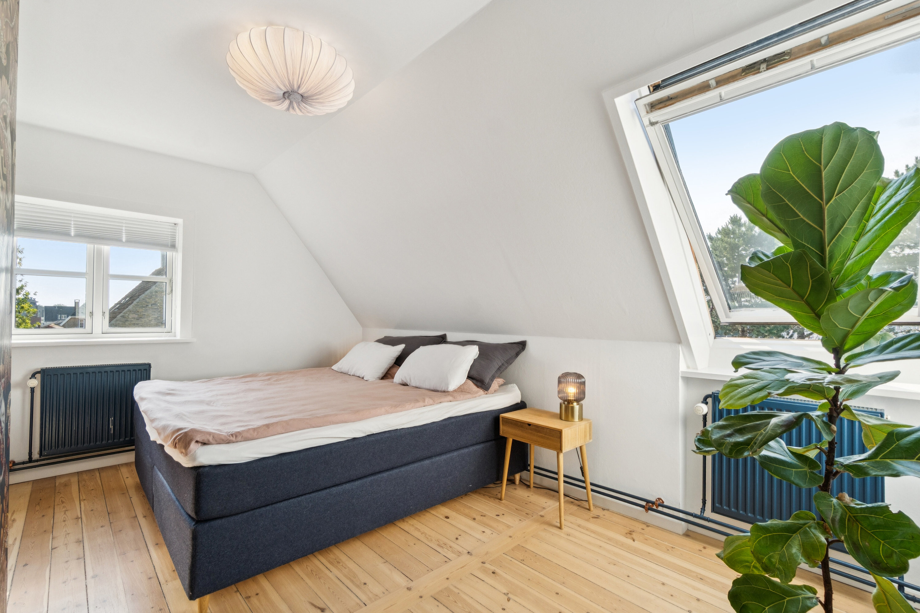 Fremhævet soveværelse billede i fuldskærmstilstand. Billede af Klovborgvej 21, 2650 Hvidovre