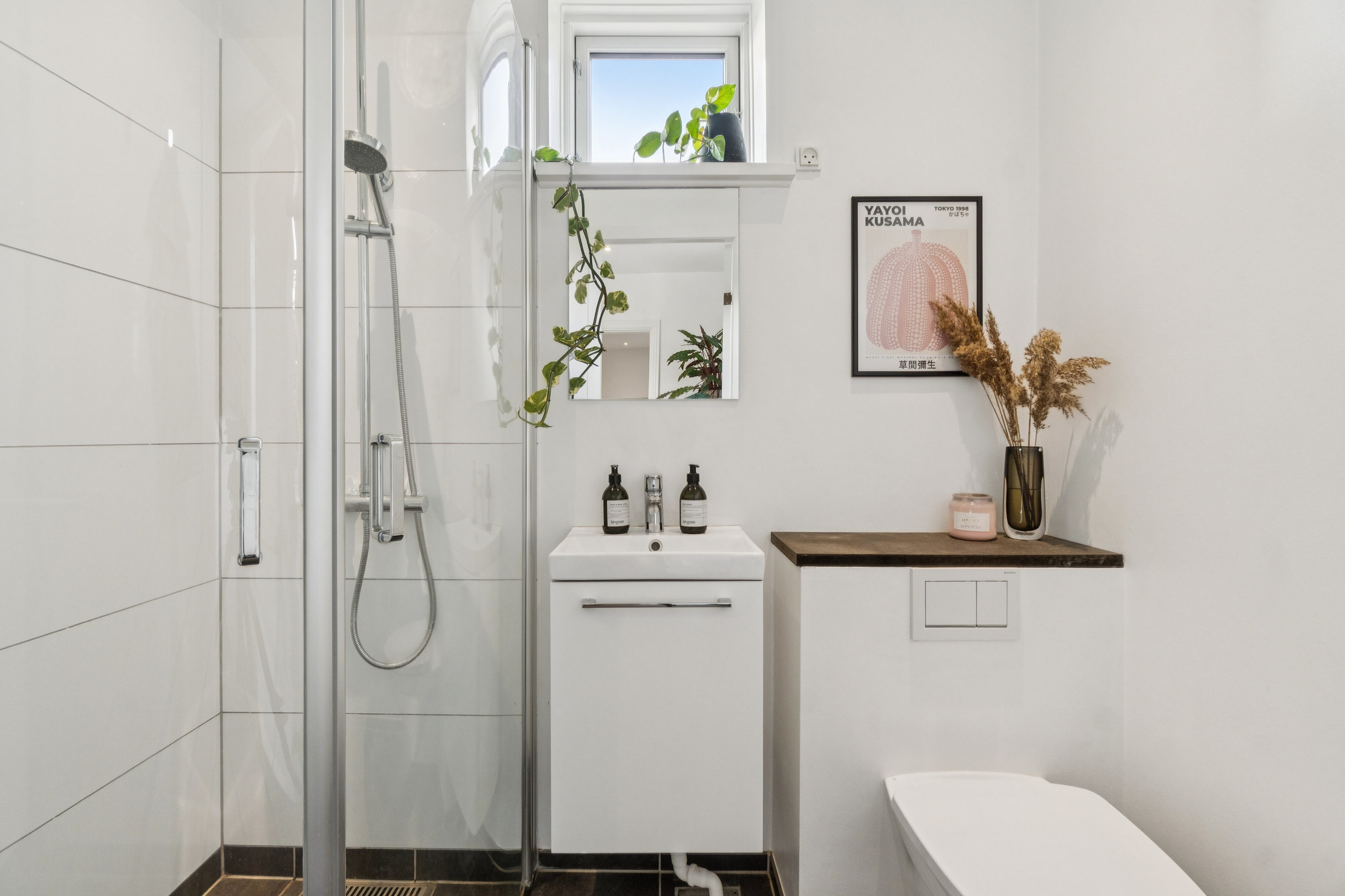 Fremhævet badeværelse  billede i fuldskærmstilstand. Billede af Klovborgvej 21, 2650 Hvidovre