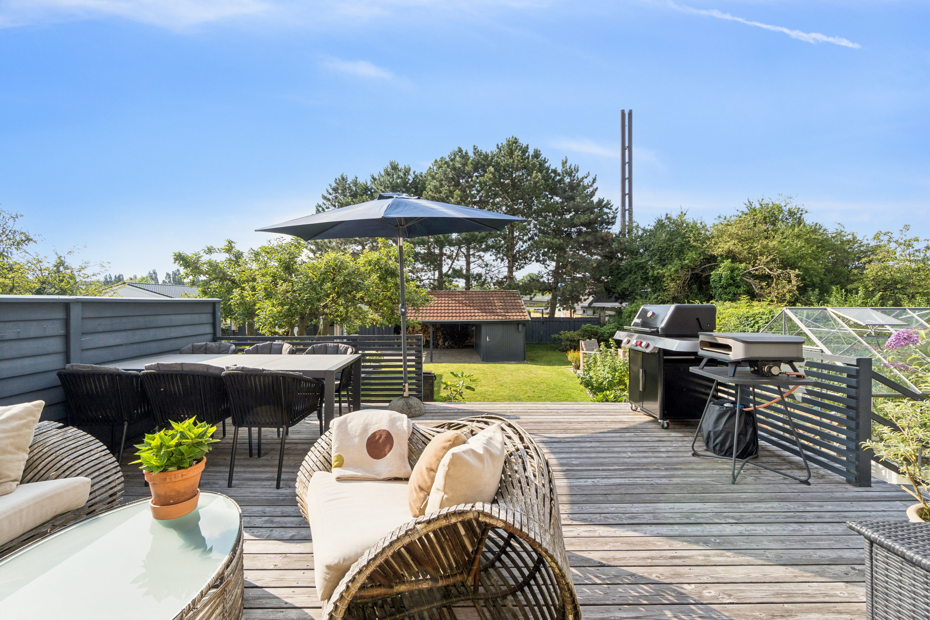 Fremhævet terrasse billede i fuldskærmstilstand. Billede af Klovborgvej 21, 2650 Hvidovre