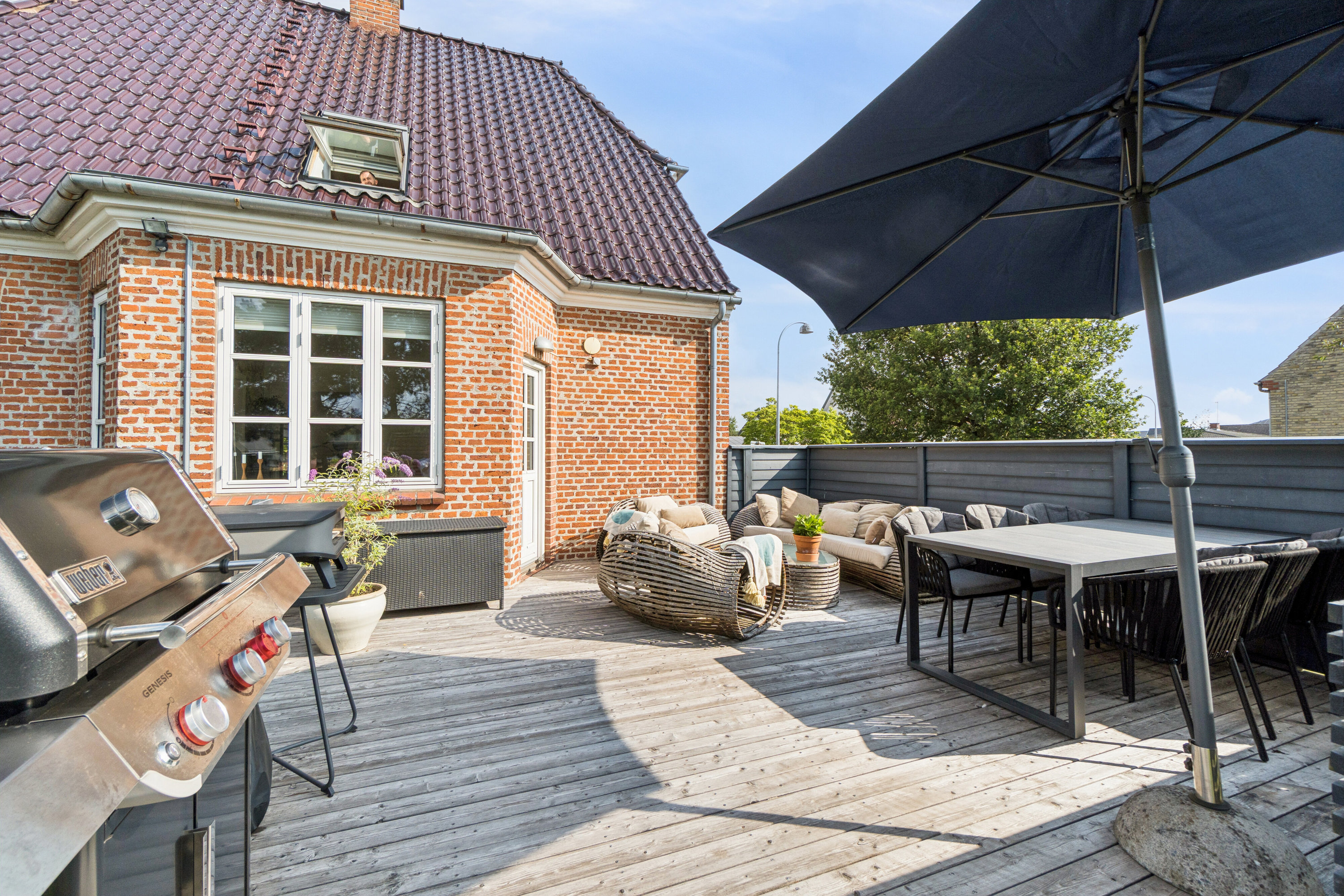 Fremhævet terrasse billede i fuldskærmstilstand. Billede af Klovborgvej 21, 2650 Hvidovre