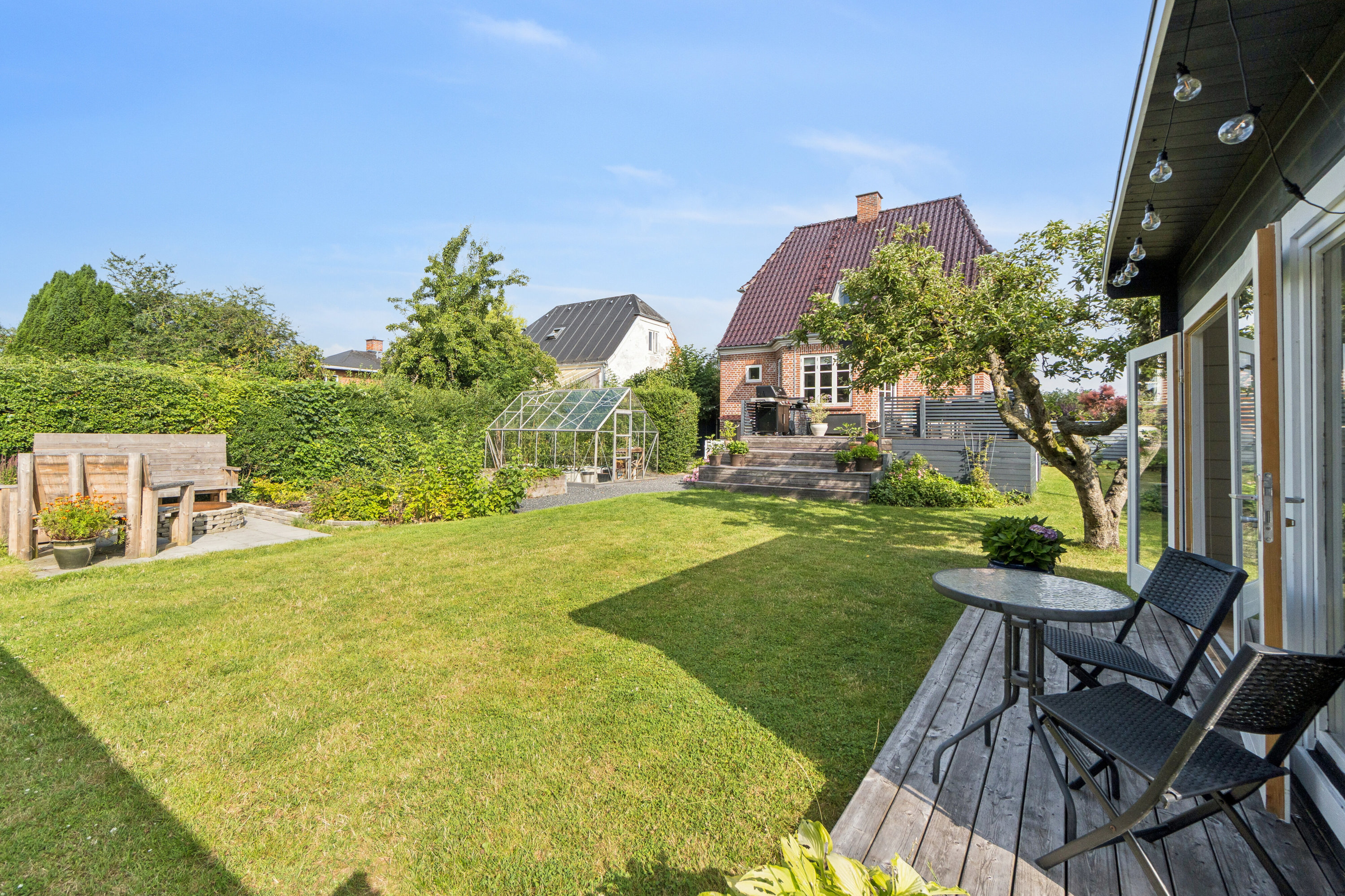 Fremhævet have billede i fuldskærmstilstand. Billede af Klovborgvej 21, 2650 Hvidovre