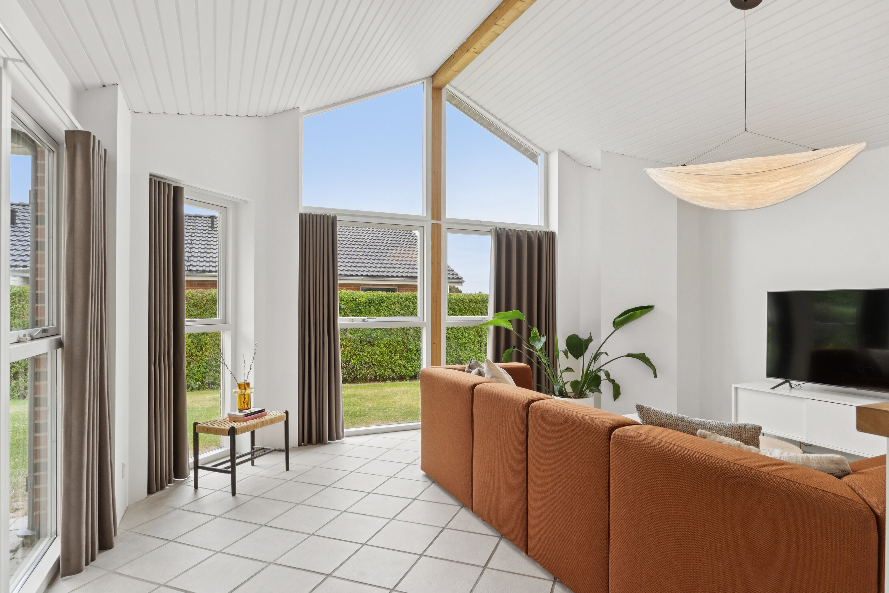 Fremhævet stue billede i fuldskærmstilstand. Billede af Leonora Christinas Vej 19, 7430 Ikast