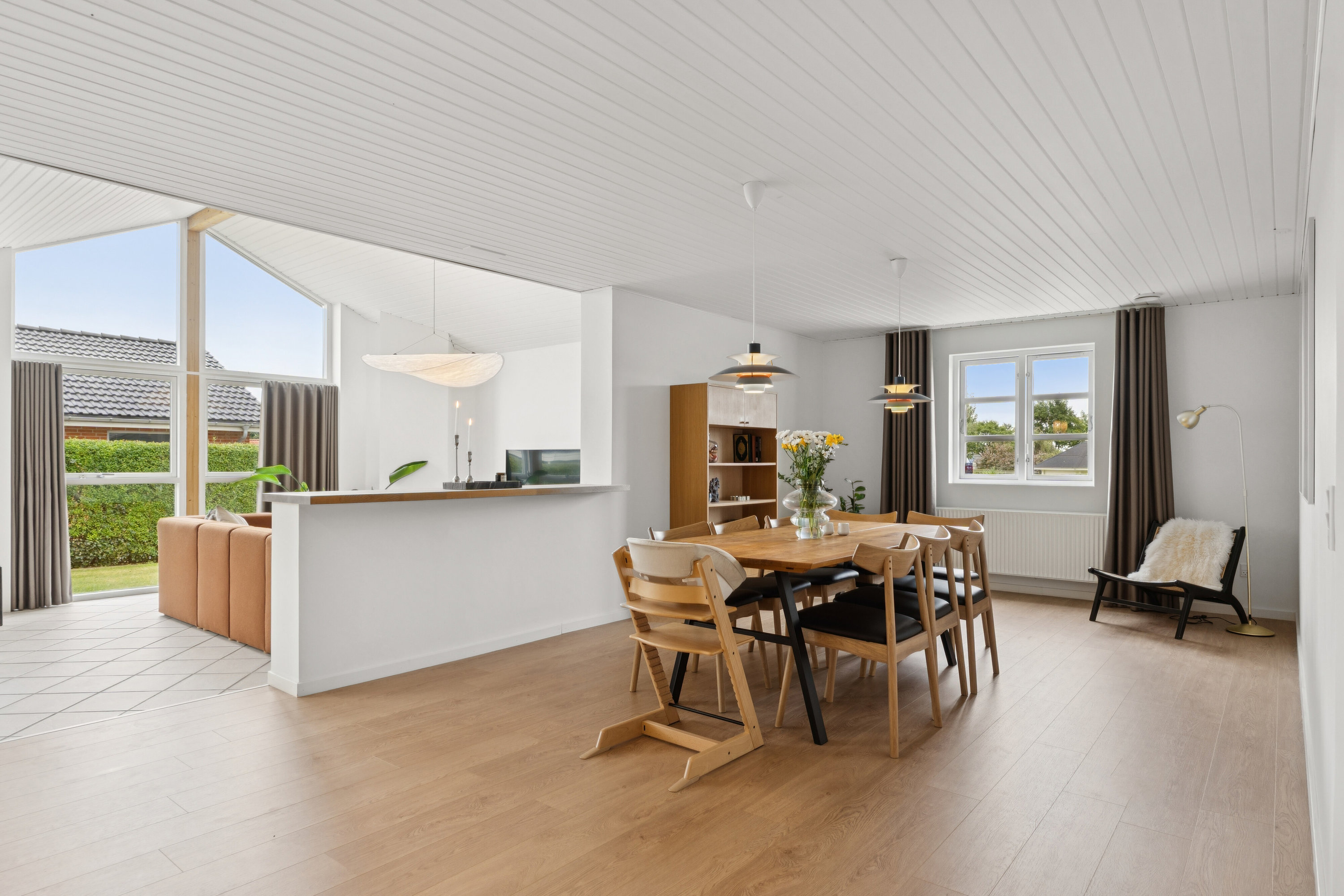 Fremhævet spisestue billede i fuldskærmstilstand. Billede af Leonora Christinas Vej 19, 7430 Ikast