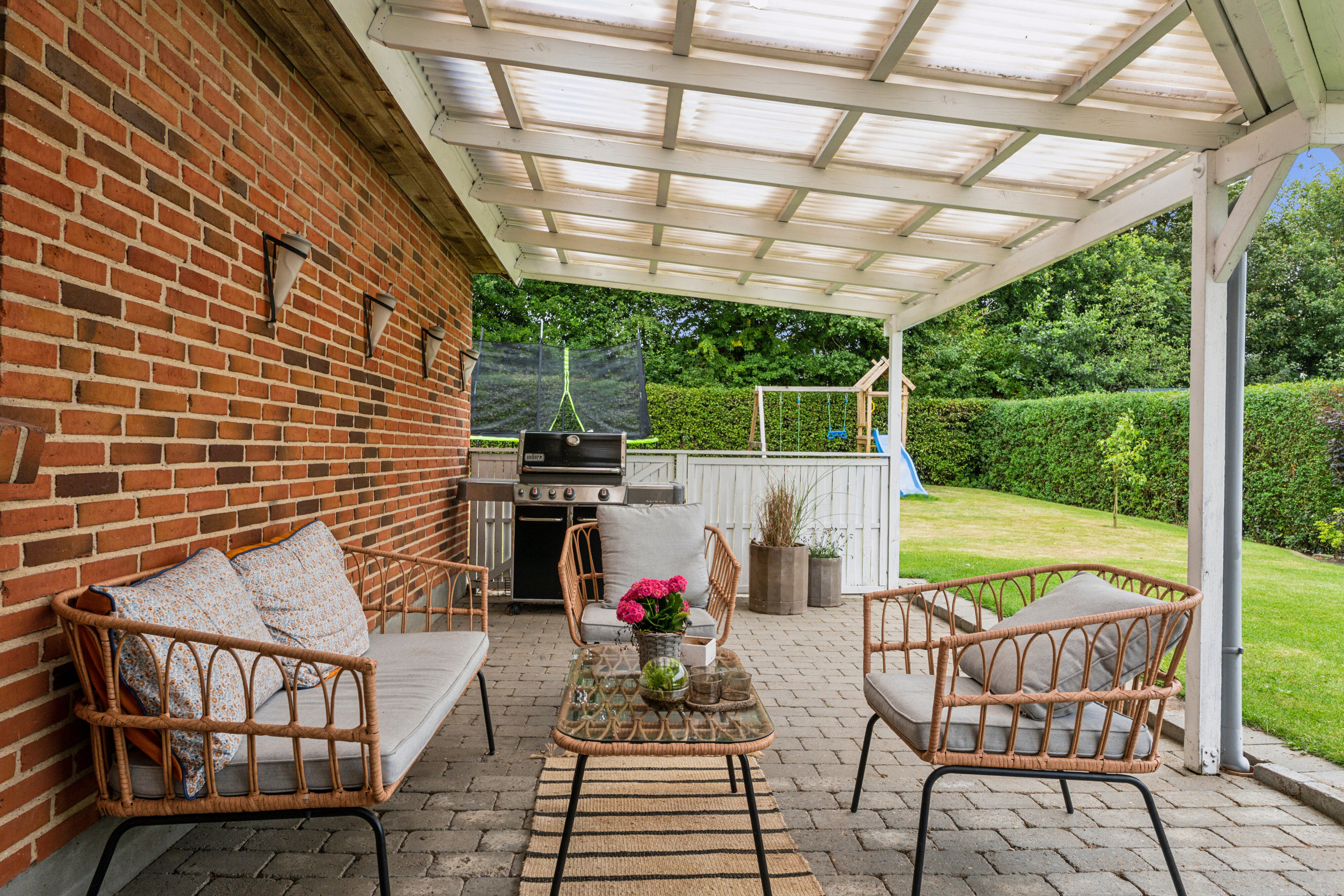 Fremhævet overdækket terrasse billede i fuldskærmstilstand. Billede af Leonora Christinas Vej 19, 7430 Ikast