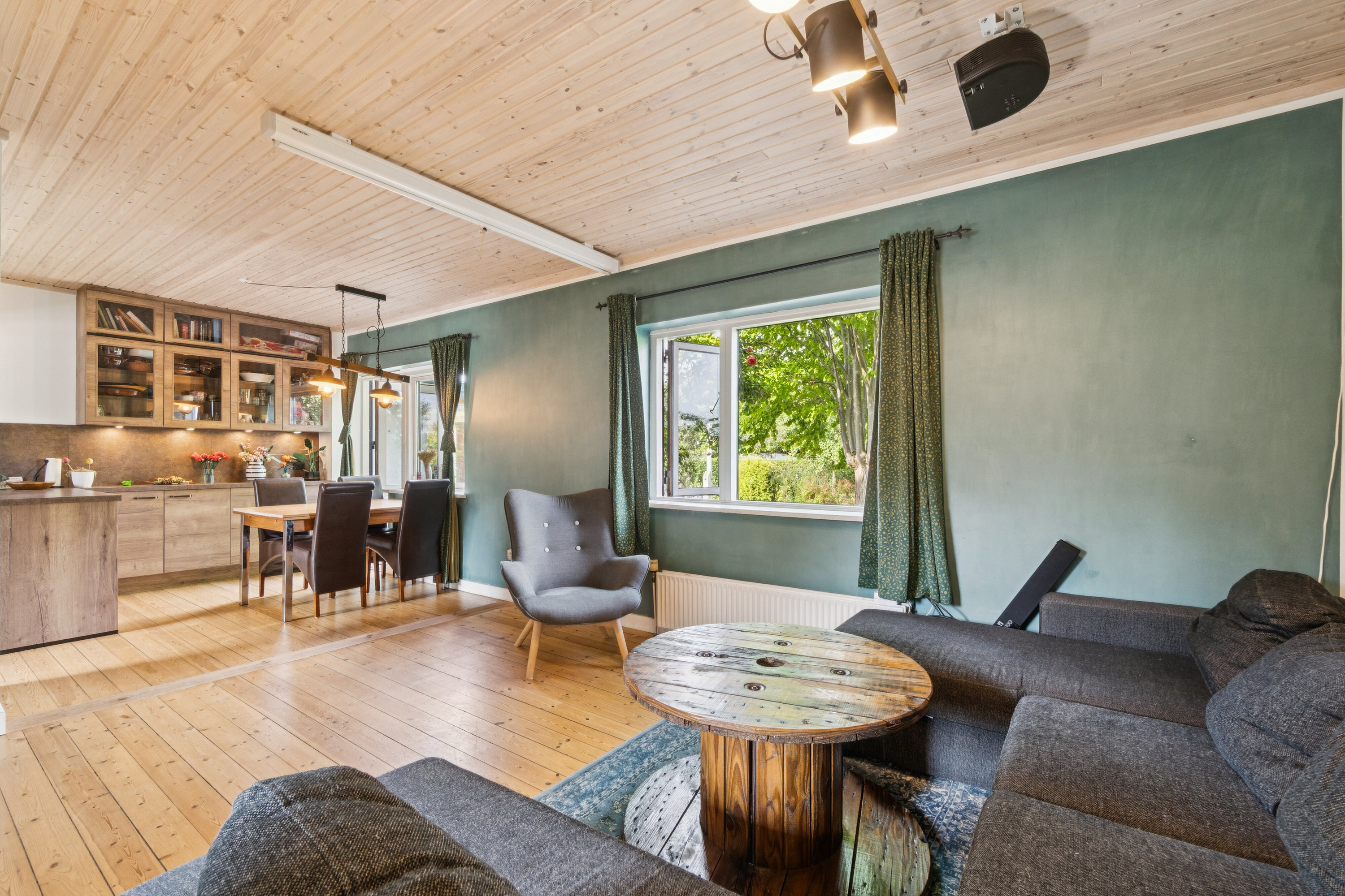 Miniaturebillede 2: stue. Billede af Storegade 13, 2650 Hvidovre