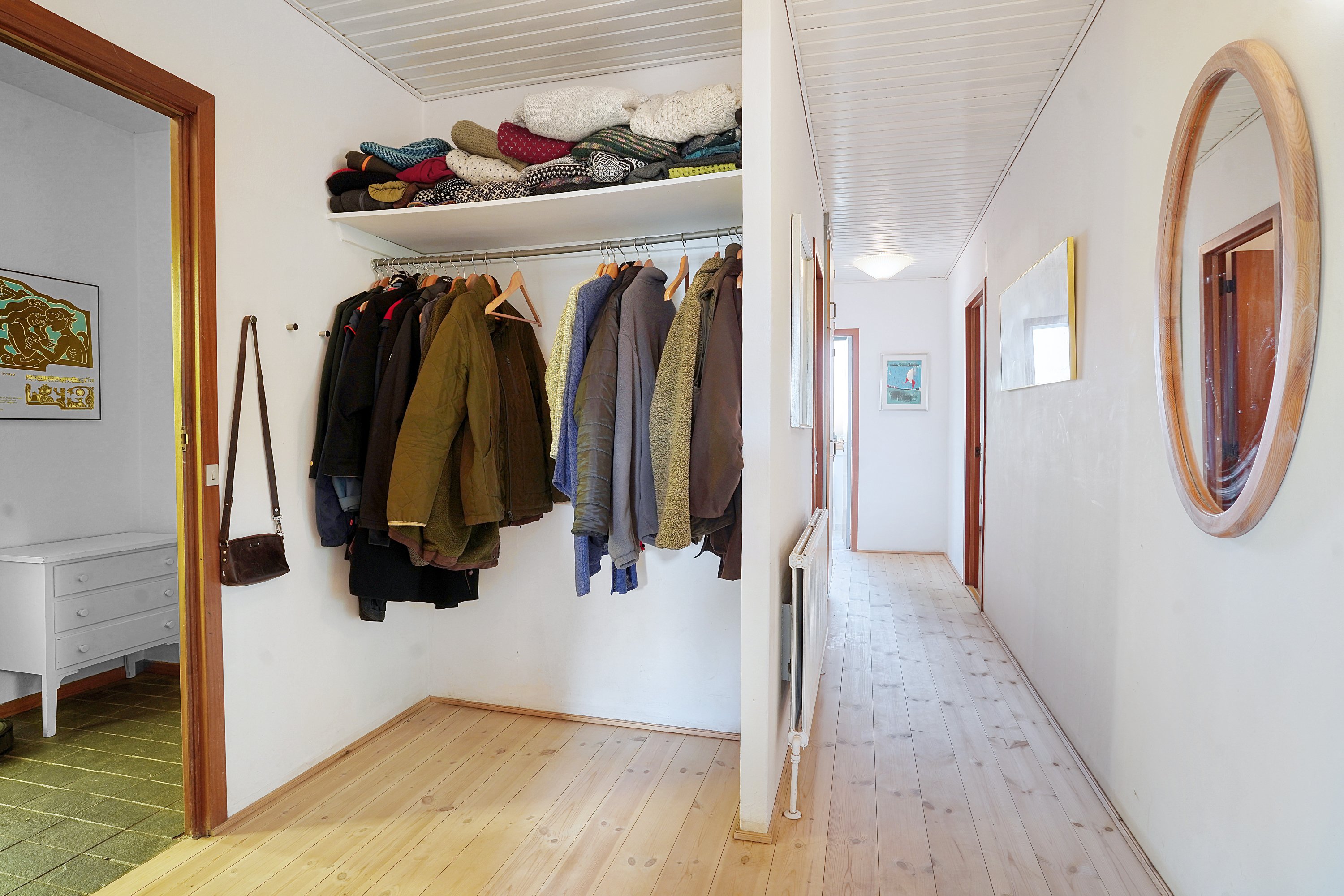 Fremhævet entré billede i fuldskærmstilstand. Billede af Tjørnevænget 8, 3520 Farum