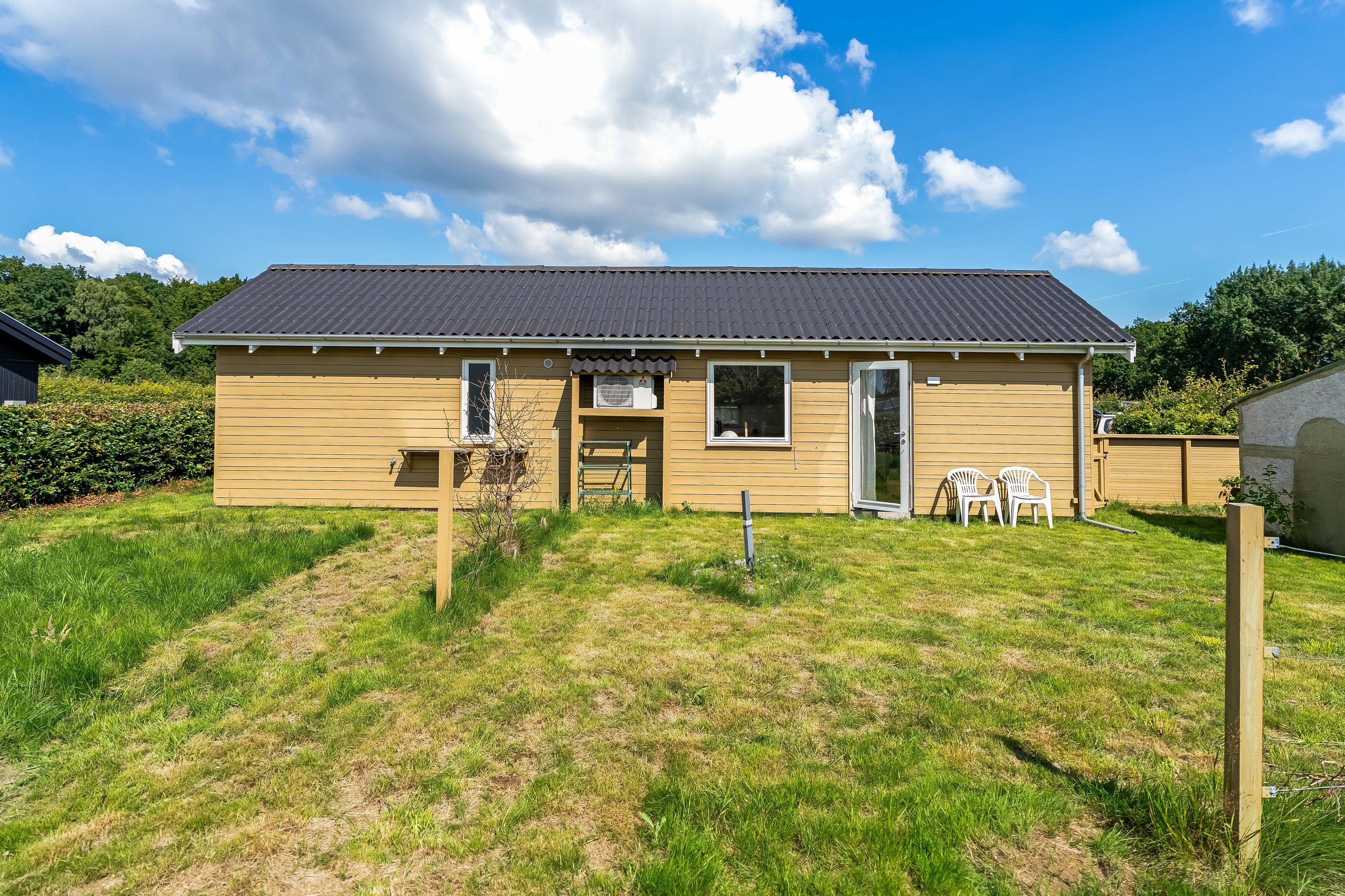 Fremhævet facade billede i fuldskærmstilstand. Billede af Tirsdagsengen 30, 3400 Hillerød