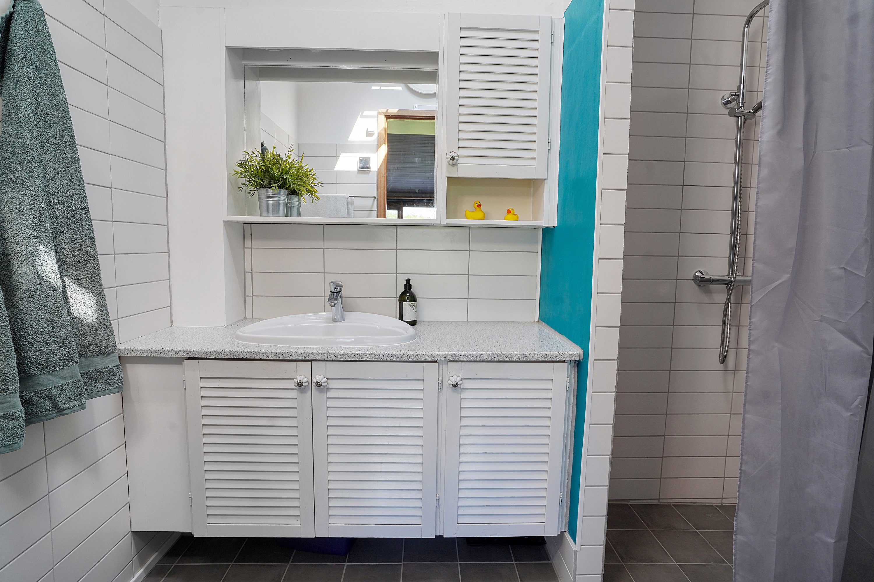 Fremhævet badeværelse billede i fuldskærmstilstand. Billede af Stenvadpark 20, 3520 Farum