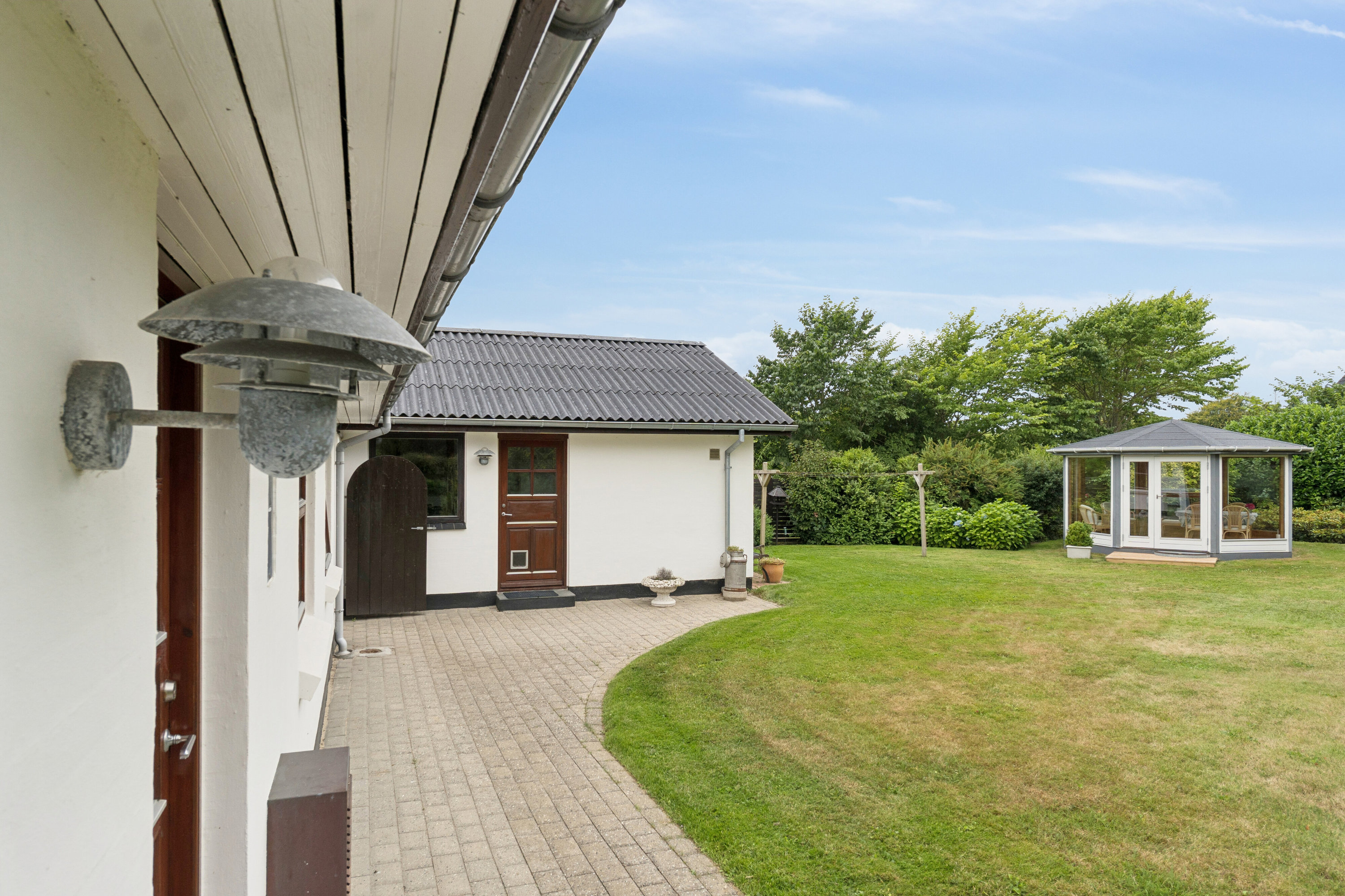 Fremhævet set fra haven billede i fuldskærmstilstand. Billede af Købstedvej 12, Tornby, 9850 Hirtshals