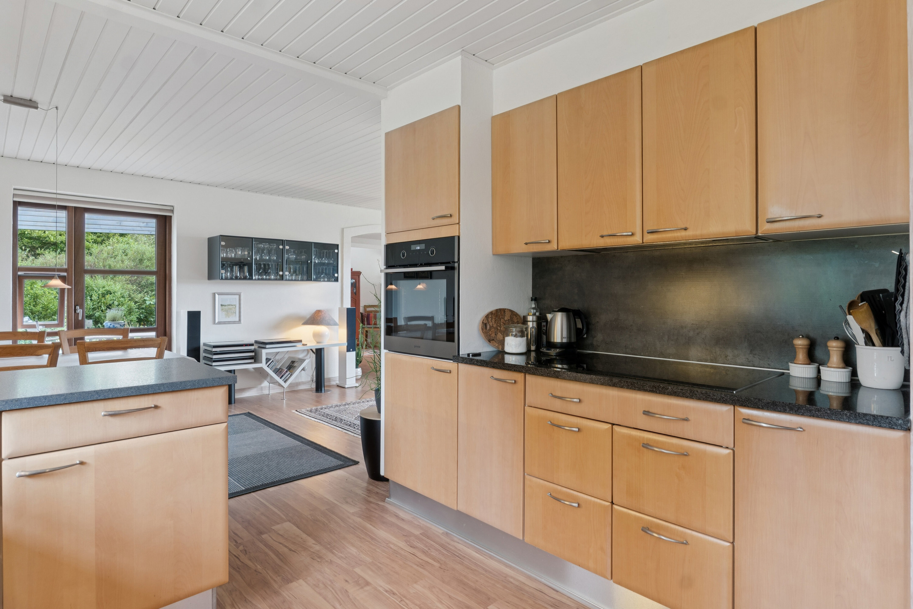 Fremhævet køkken billede i fuldskærmstilstand. Billede af Købstedvej 12, Tornby, 9850 Hirtshals