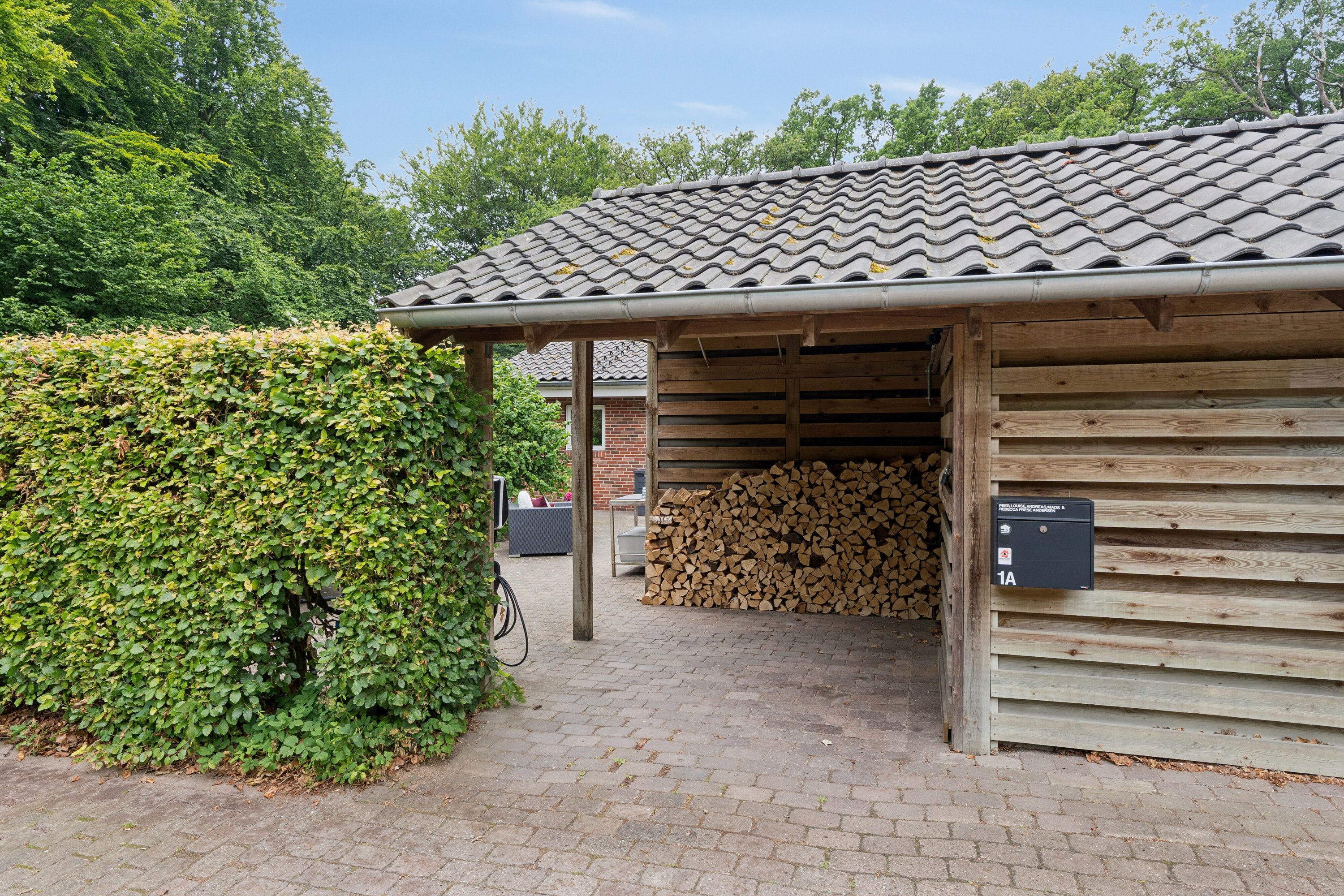 Fremhævet set fra vejen billede i fuldskærmstilstand. Billede af Borrekrattet 1A, 2800 Kongens Lyngby