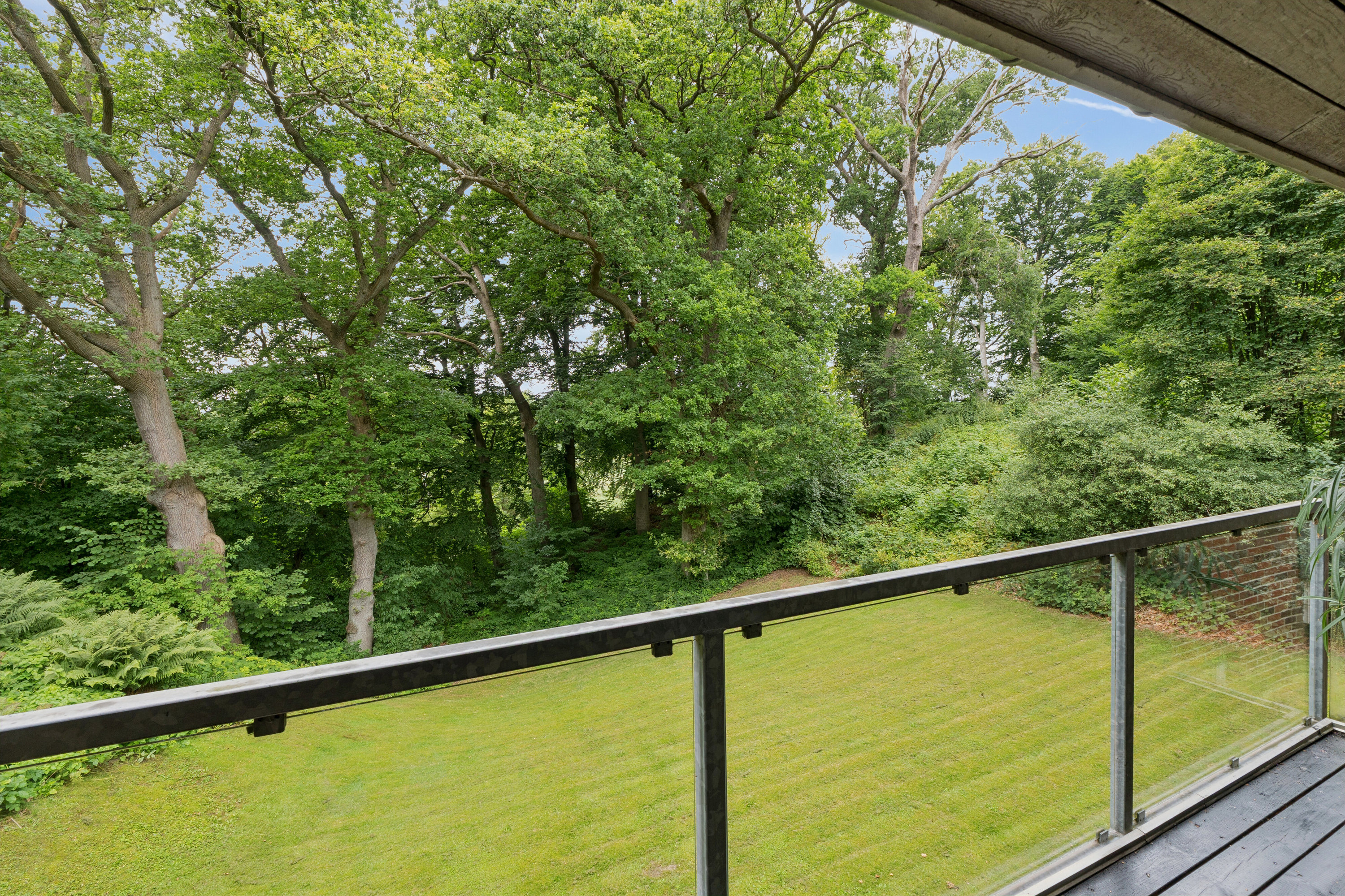 Fremhævet altan billede i fuldskærmstilstand. Billede af Borrekrattet 1A, 2800 Kongens Lyngby