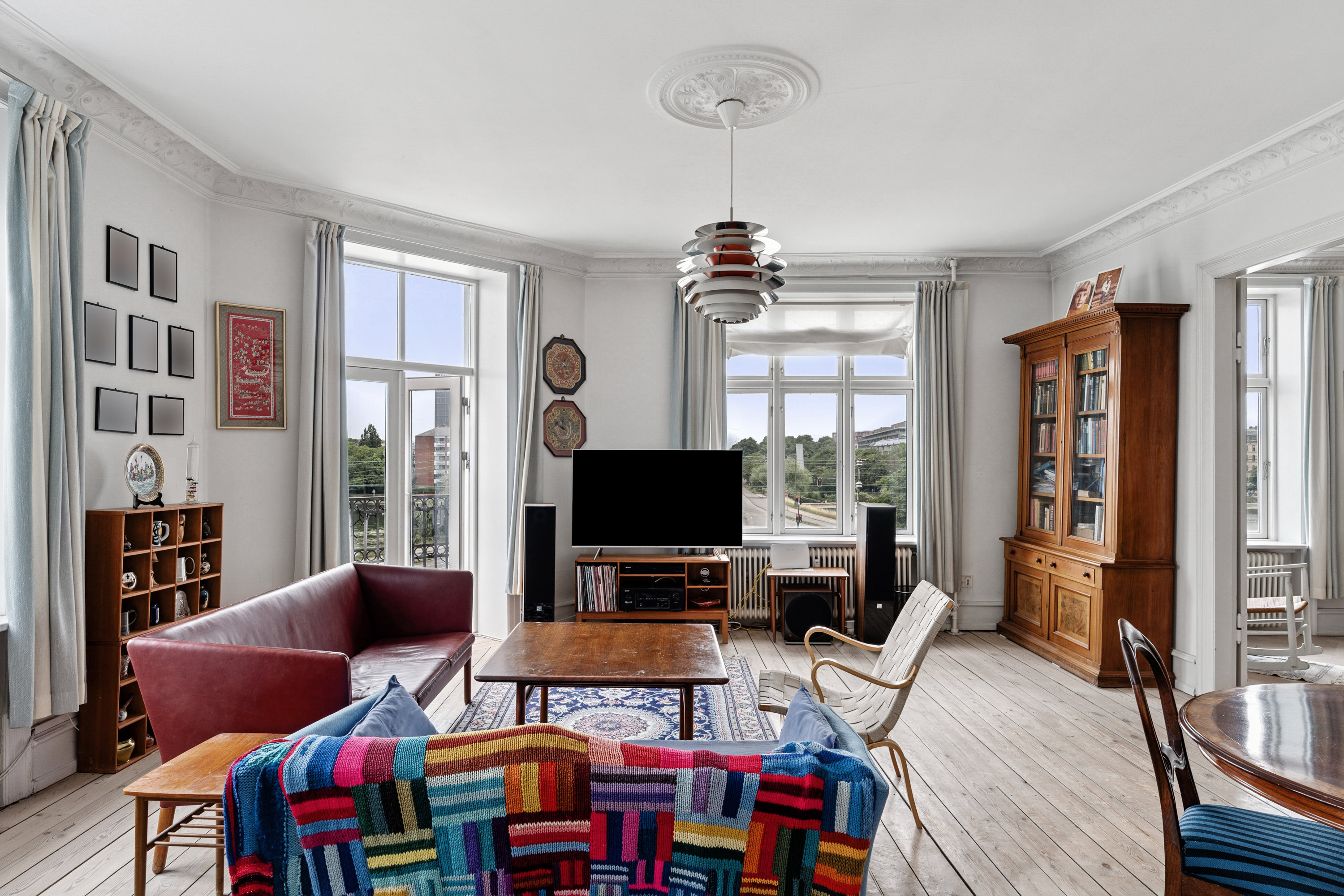 Miniaturebillede 1: stue. Billede af Sølvgade 104, 2. th., 1307 København K