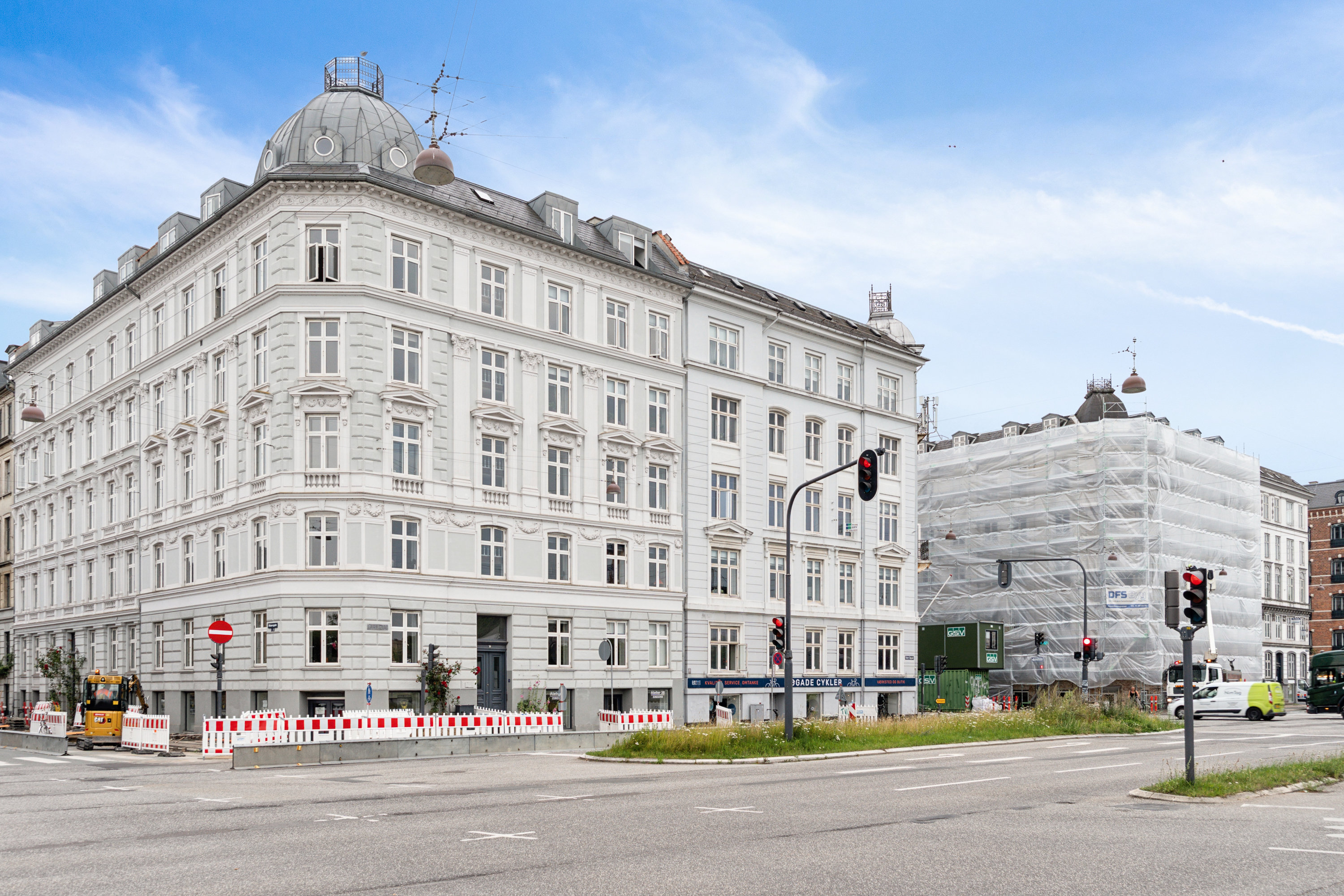 Fremhævet ejendom billede i fuldskærmstilstand. Billede af Sølvgade 104, 2. th., 1307 København K