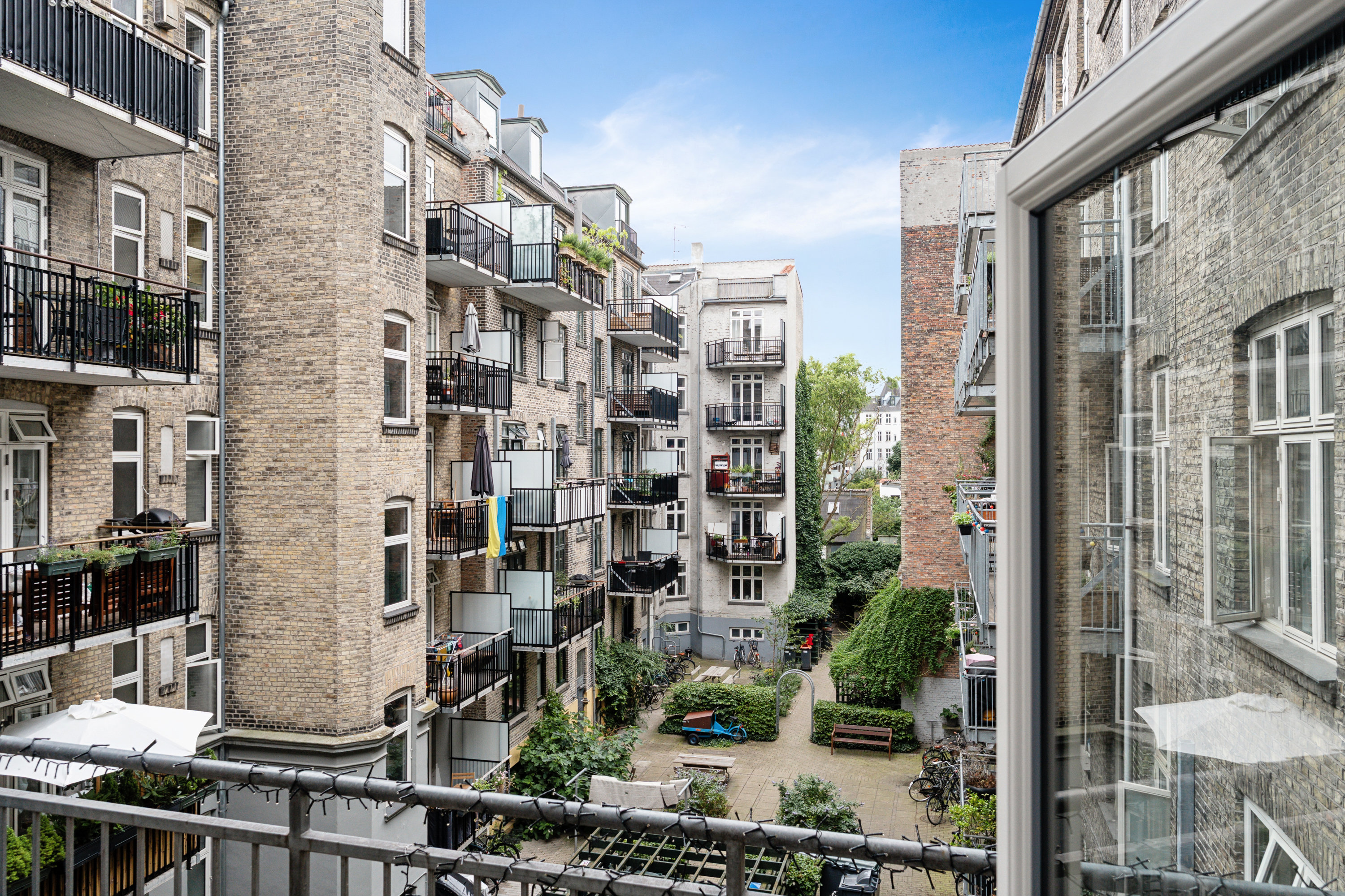 Fremhævet altan billede i fuldskærmstilstand. Billede af Sølvgade 104, 2. th., 1307 København K